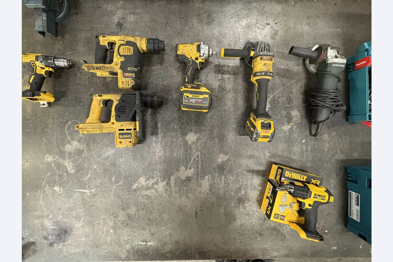 Sprzęt do produkcji samochodów-2