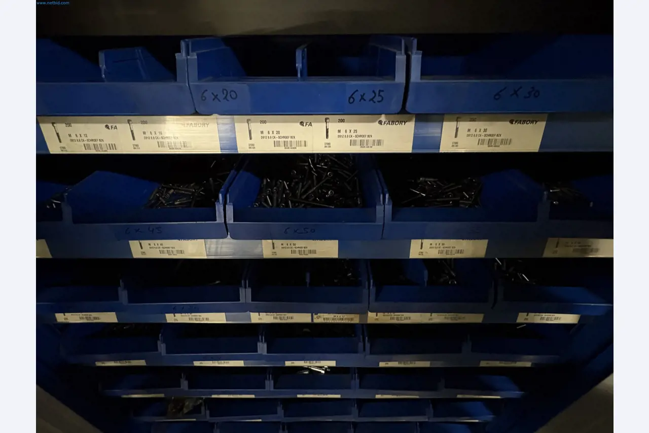 Sprzęt do produkcji samochodów-14