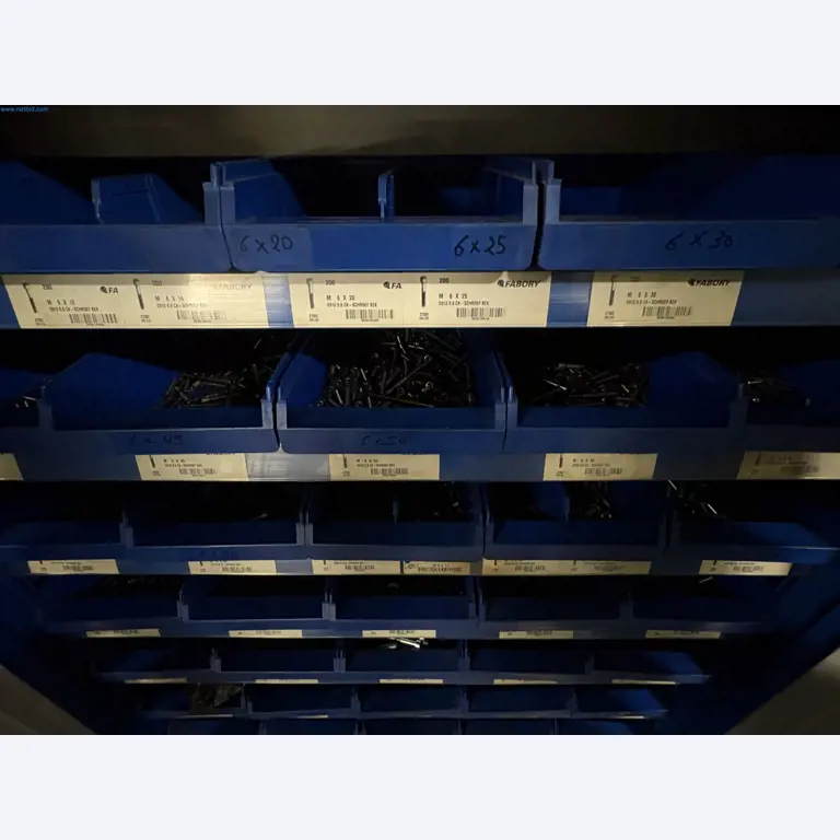 Sprzęt do produkcji samochodów-14