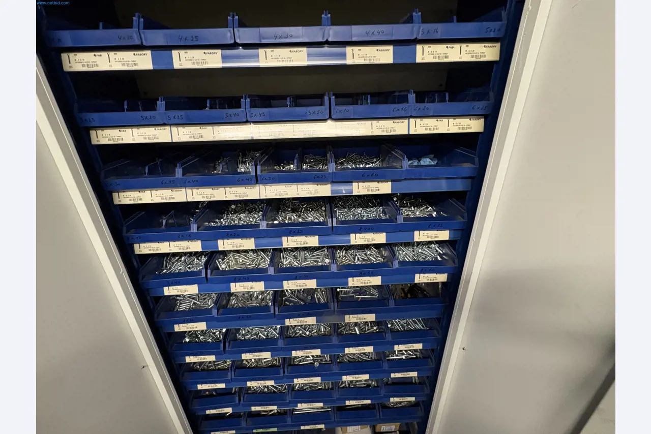 Sprzęt do produkcji samochodów-17