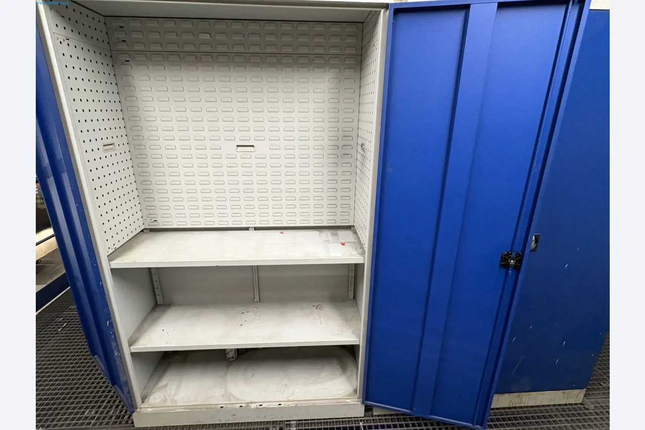 Sprzęt do produkcji samochodów-4