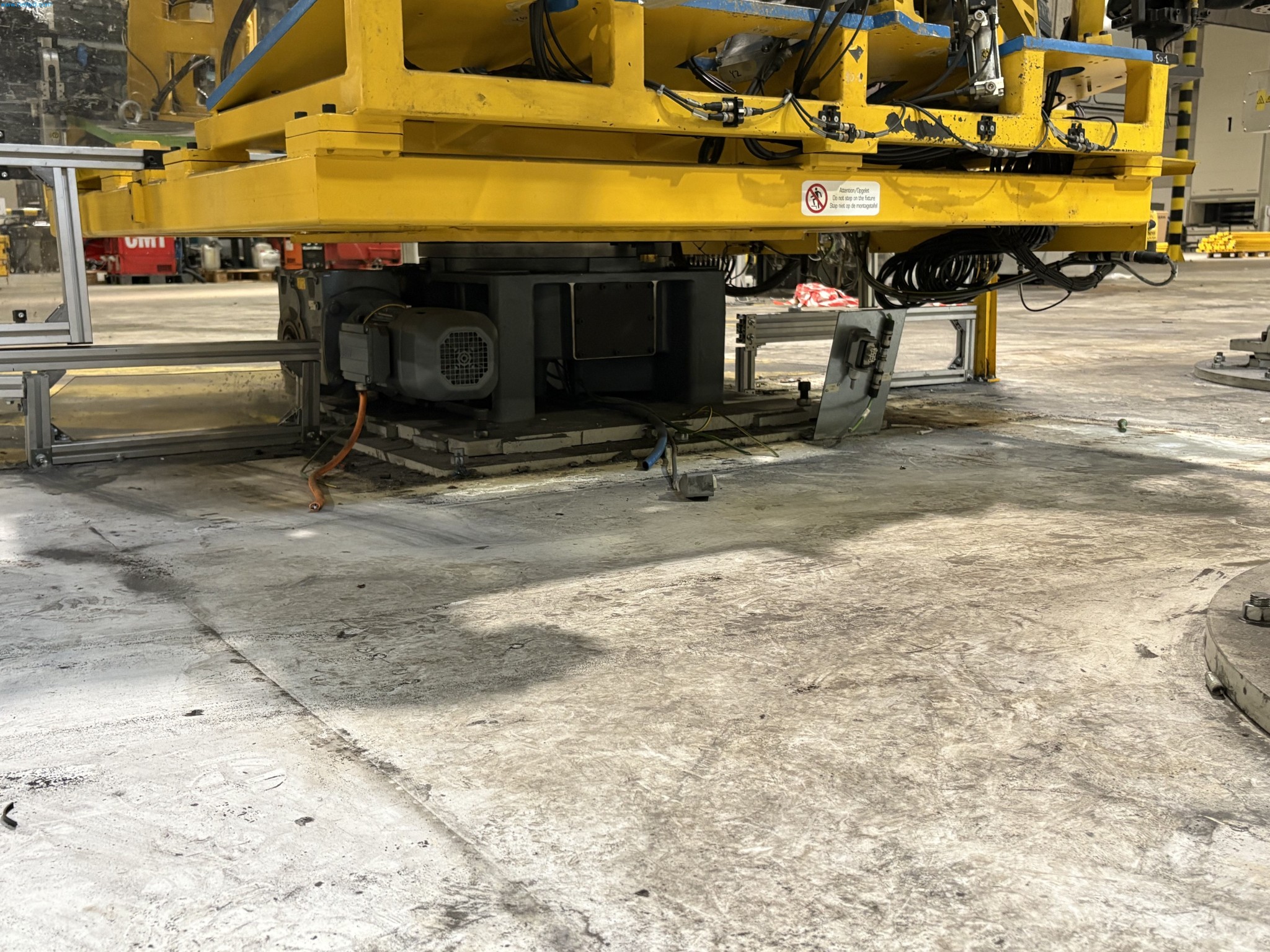 Sprzęt do produkcji samochodów-7