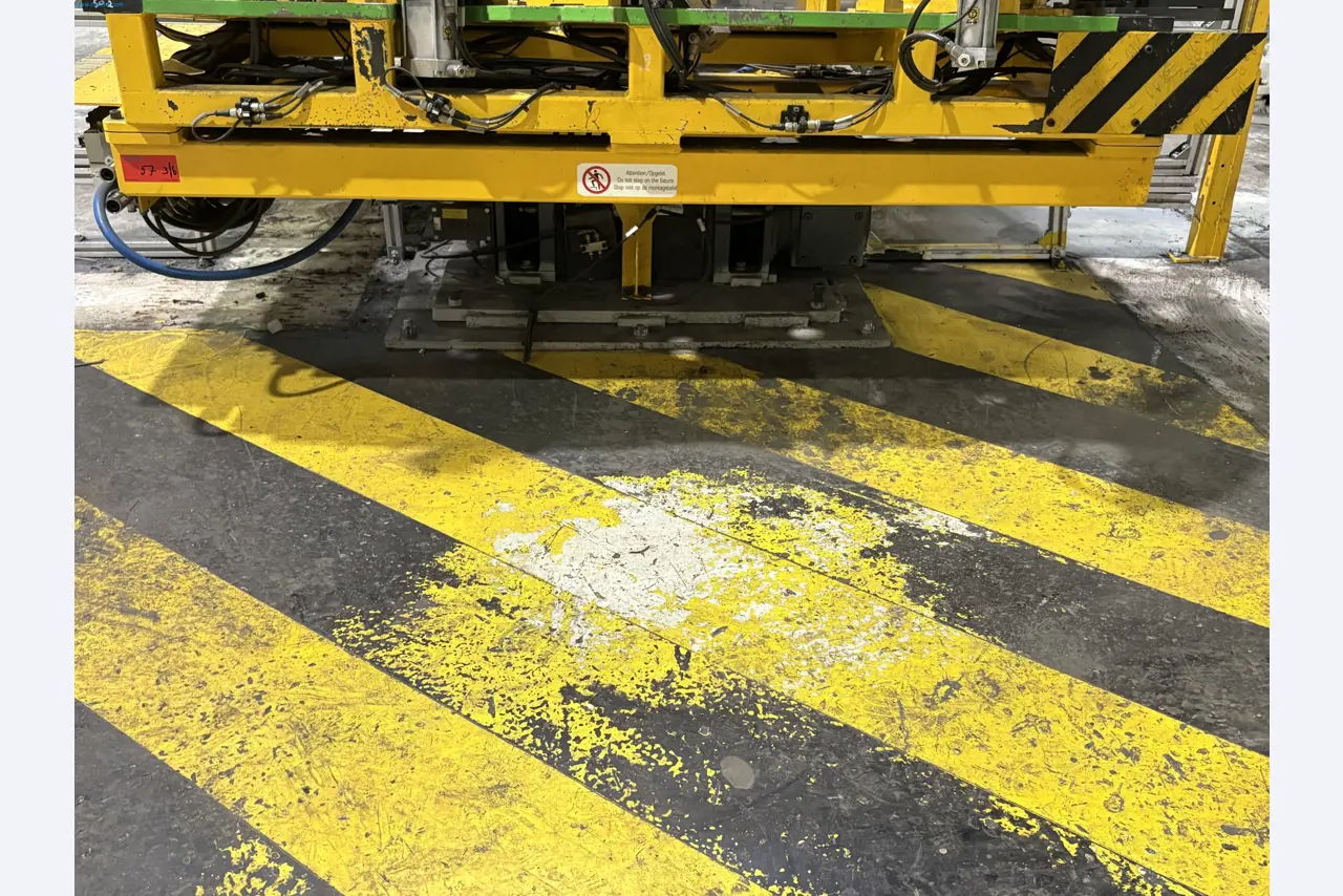 Sprzęt do produkcji samochodów-8