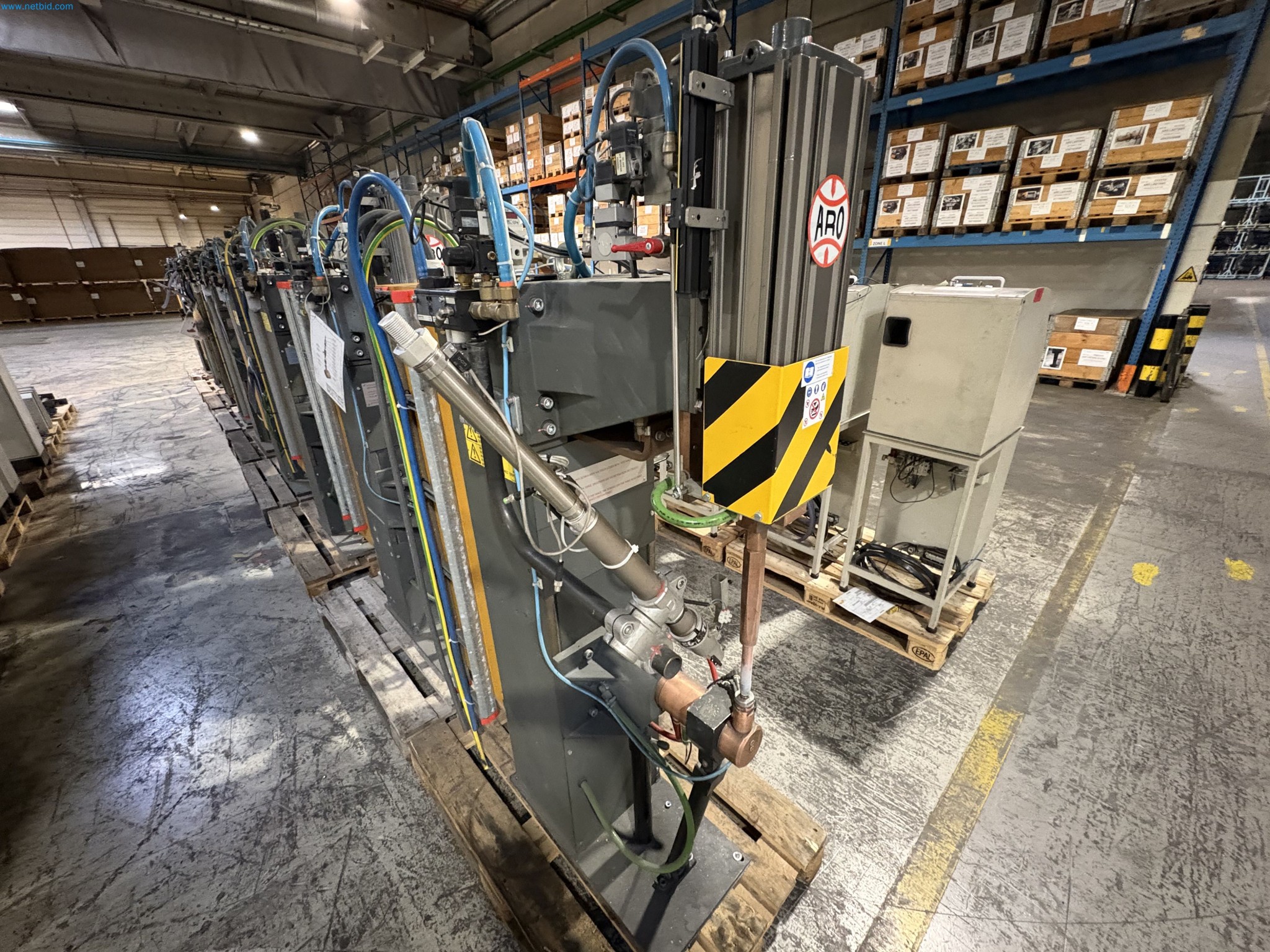 Sprzęt do produkcji samochodów-4