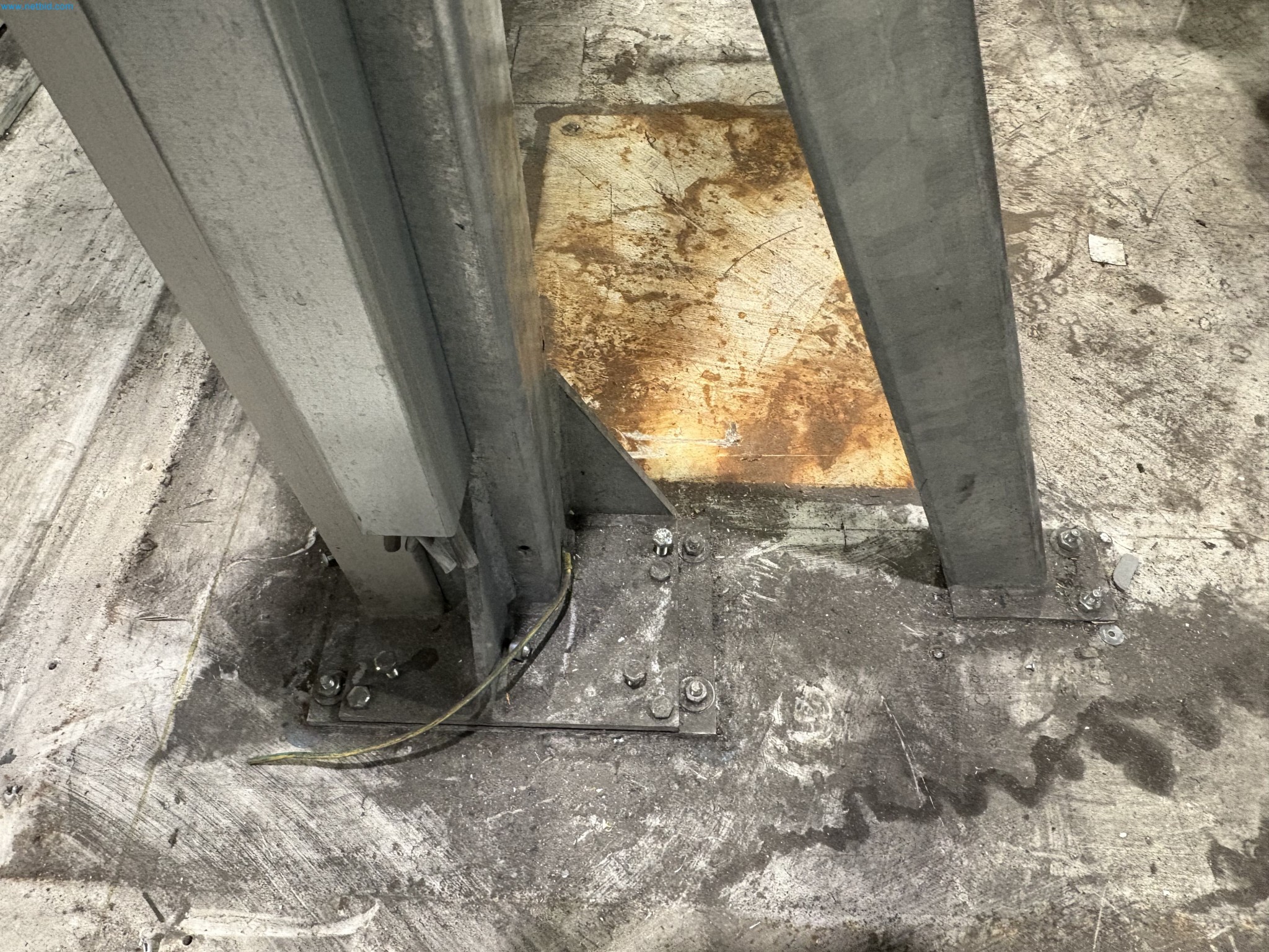 Sprzęt do produkcji samochodów-10