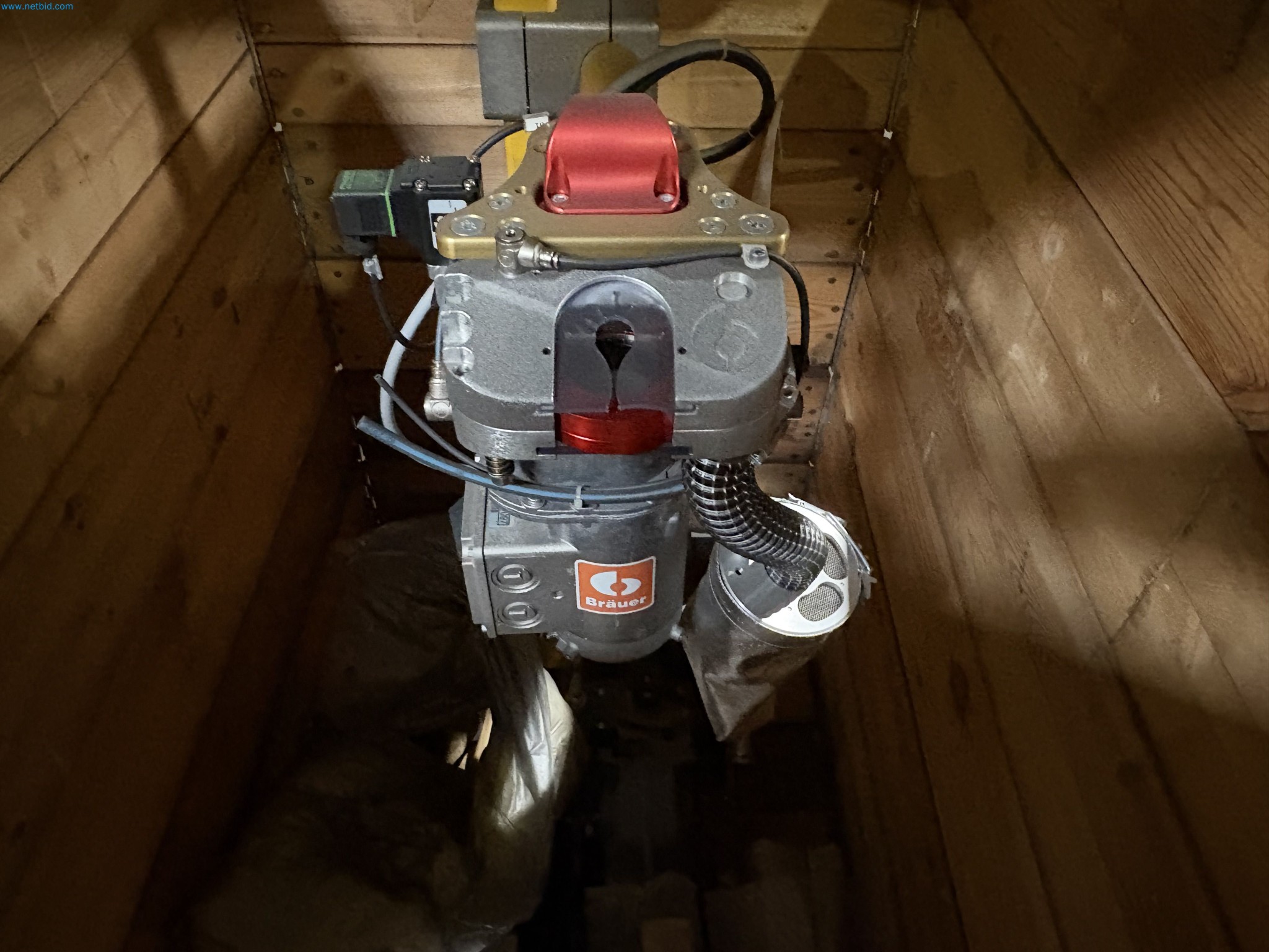 Sprzęt do produkcji samochodów-17