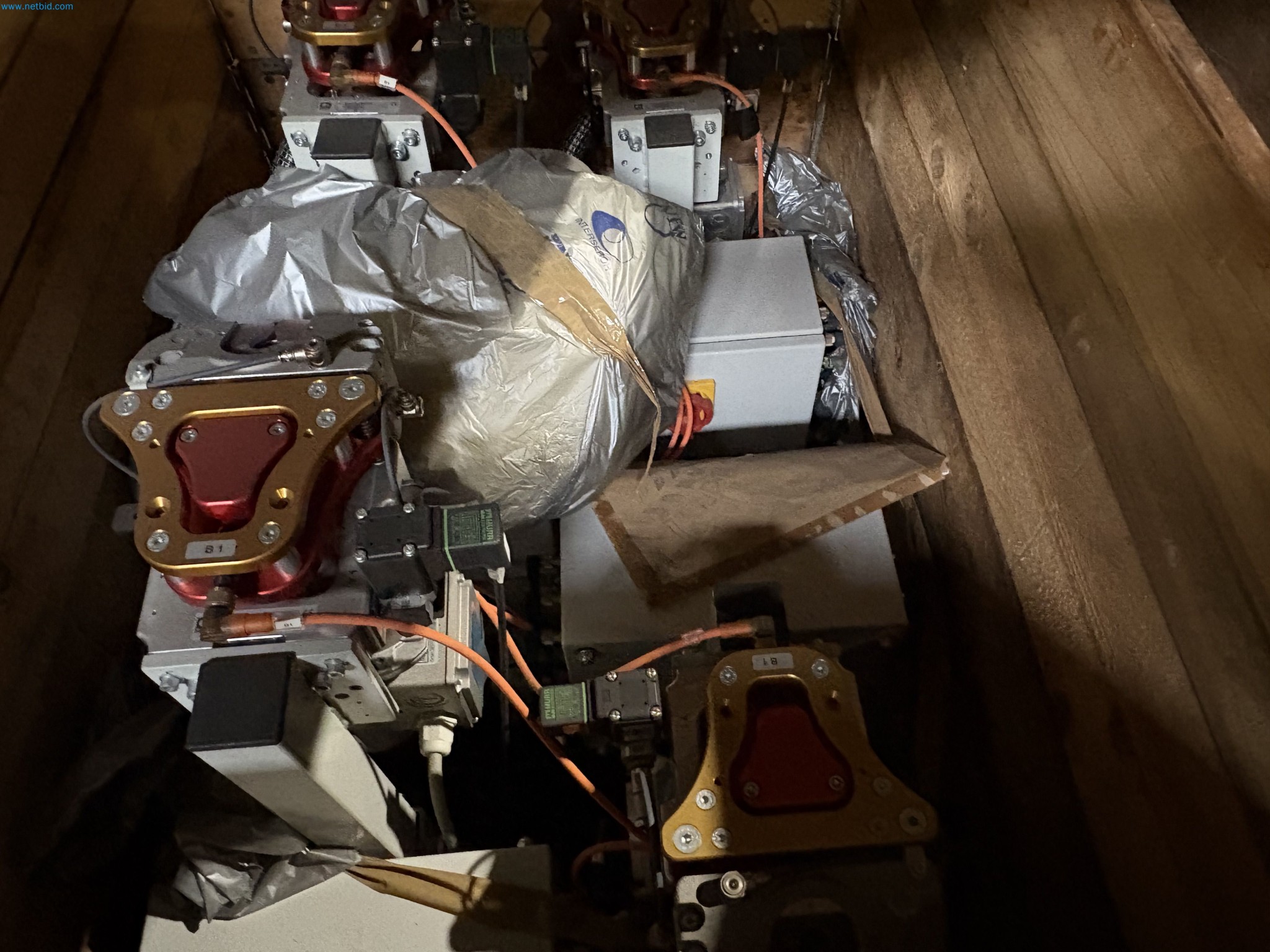 Sprzęt do produkcji samochodów-4