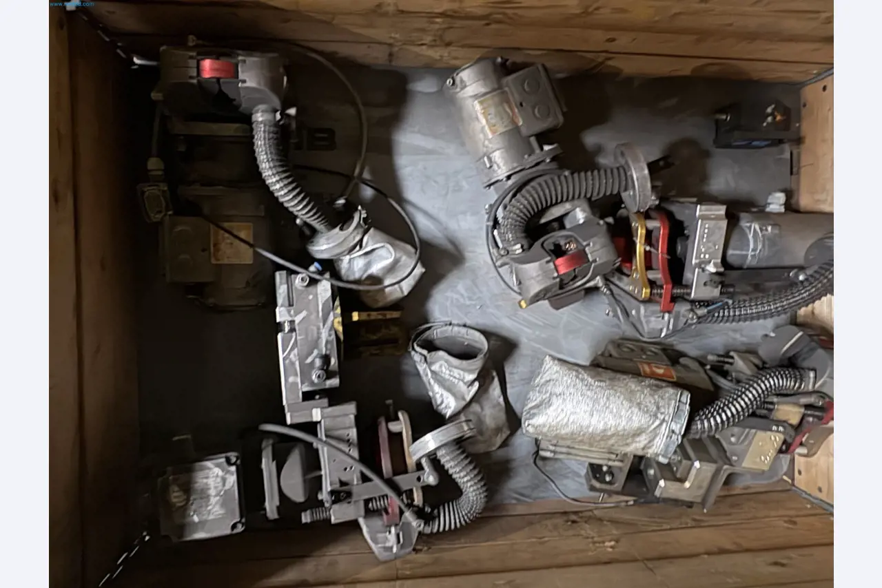 Sprzęt do produkcji samochodów-7