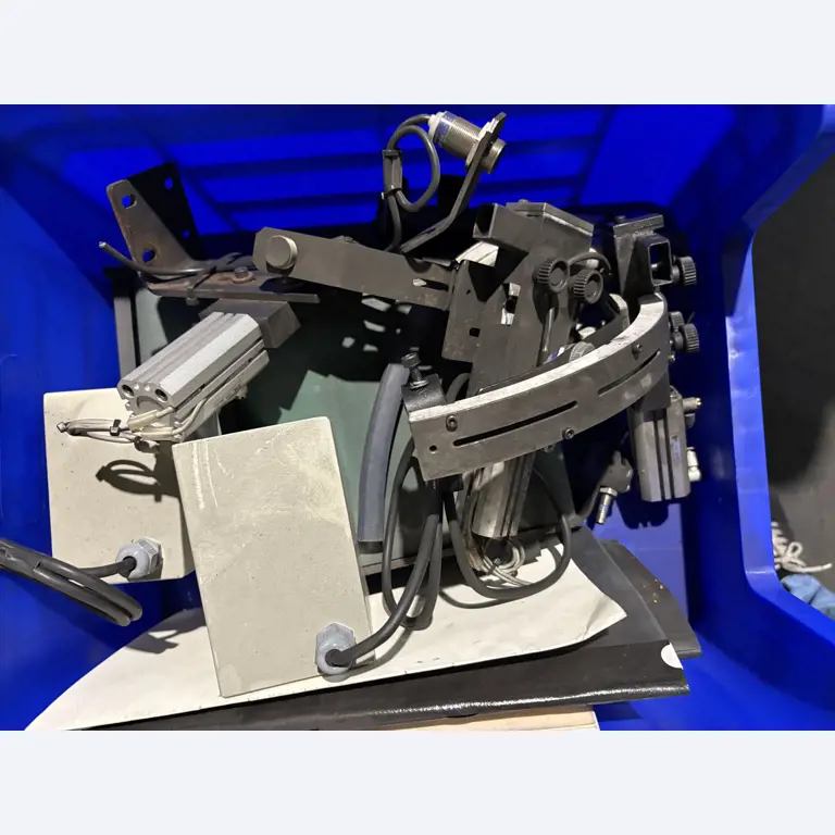 Sprzęt do produkcji samochodów (2. aukcja)-7