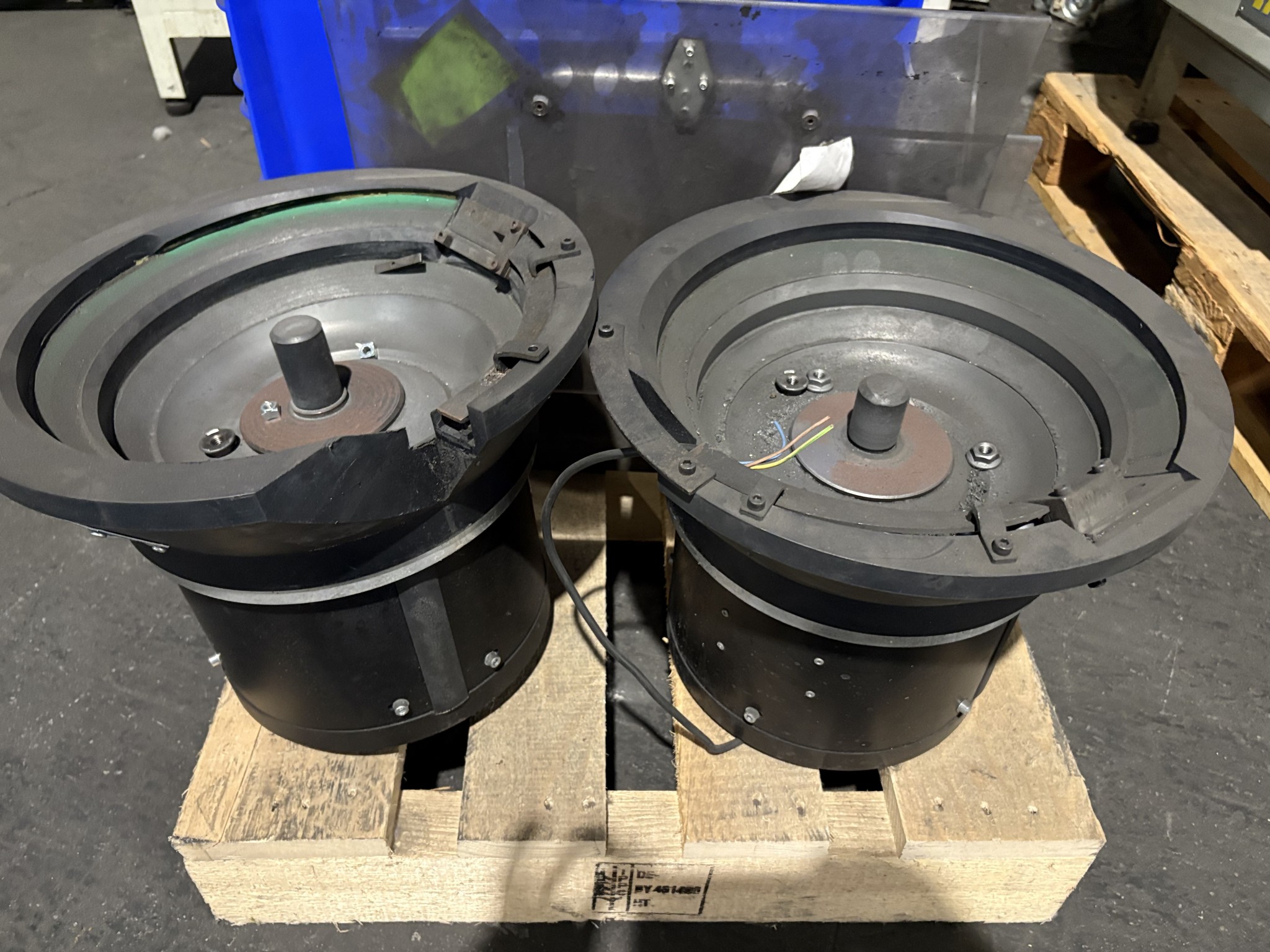 Sprzęt do produkcji samochodów (2. aukcja)-8