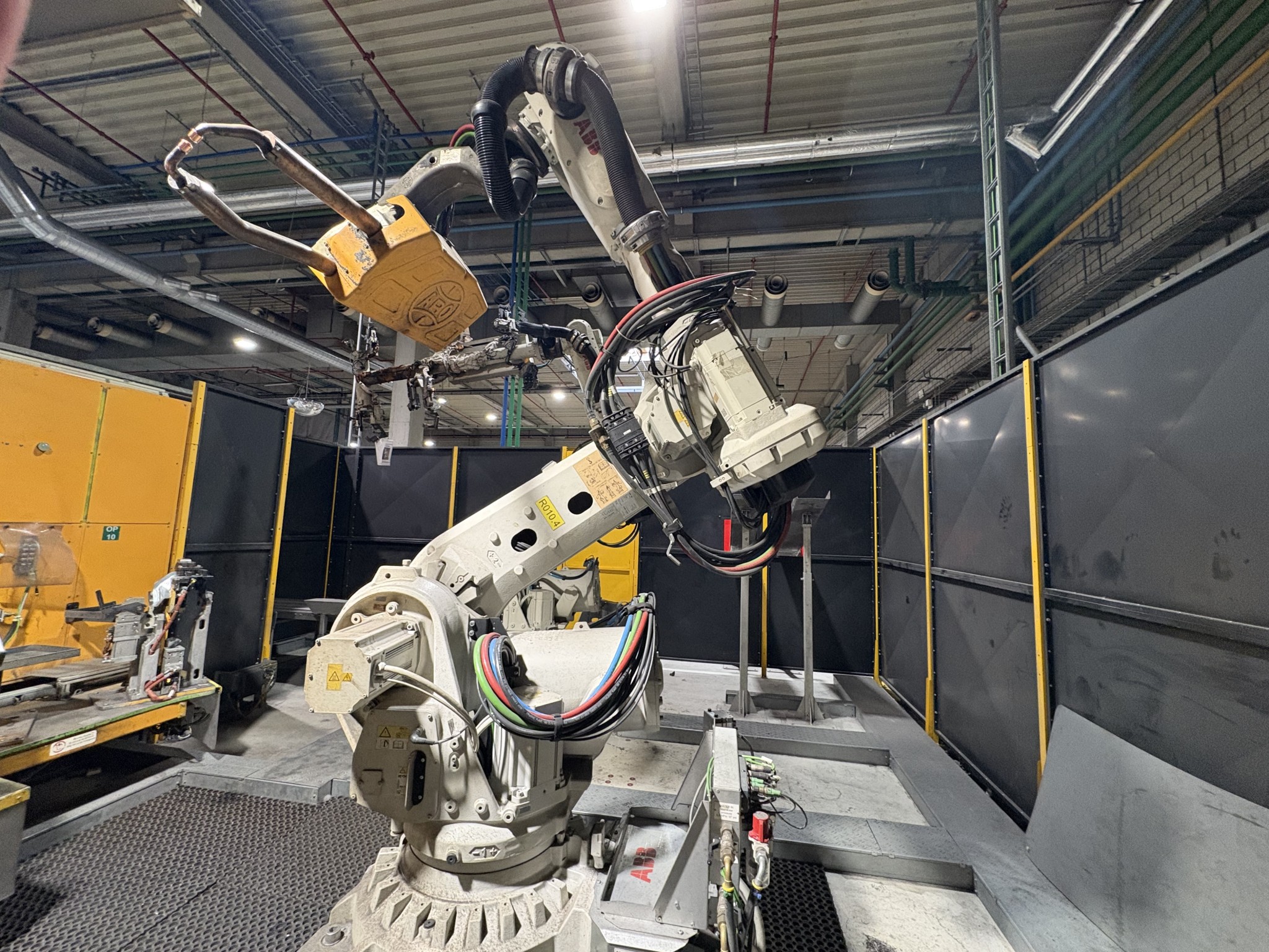 Sprzęt do produkcji samochodów-3