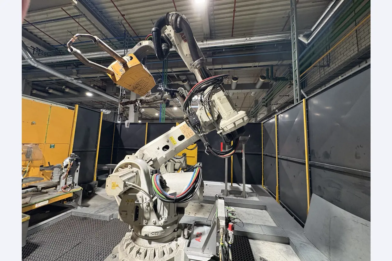 Sprzęt do produkcji samochodów-3