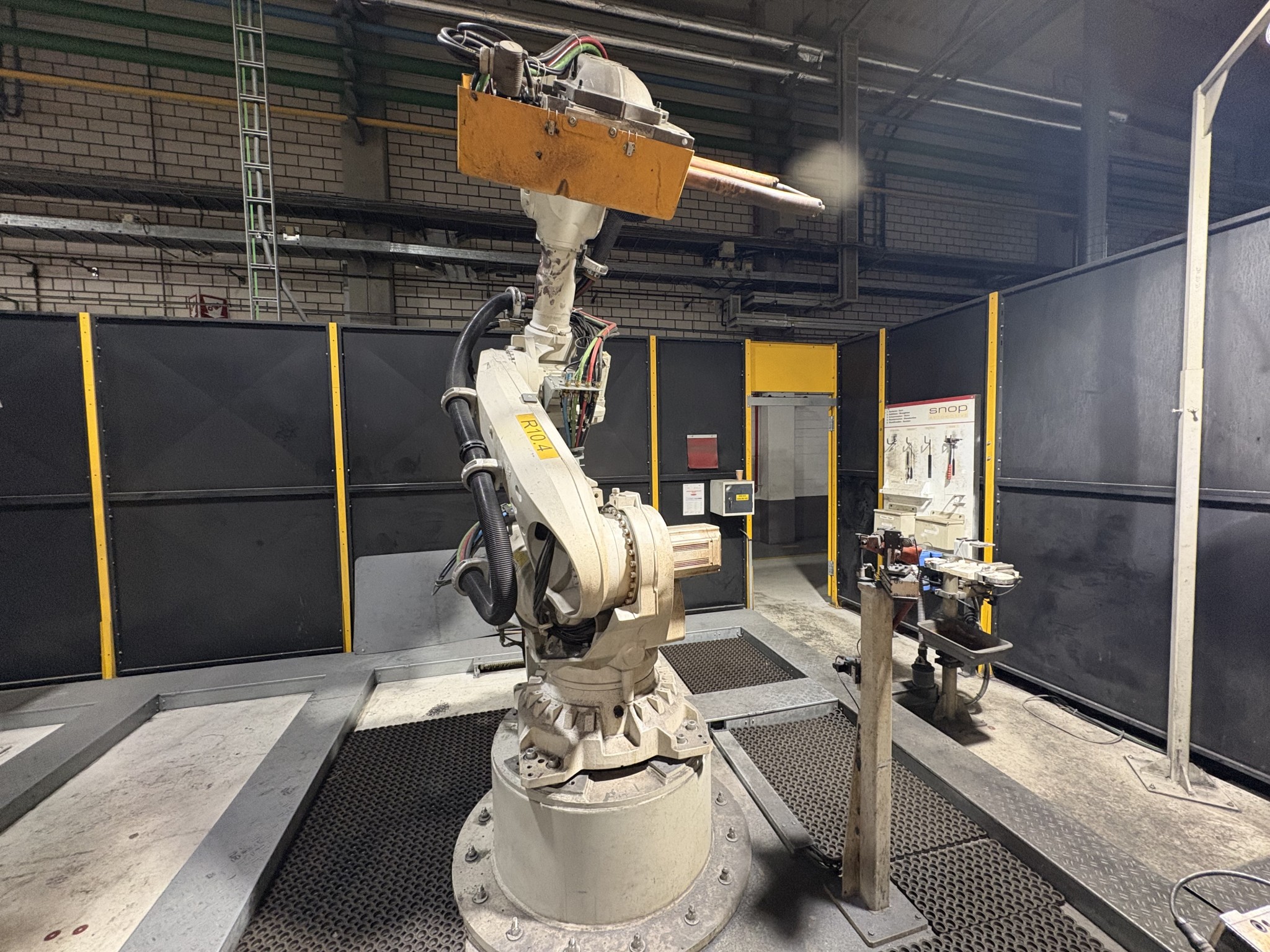 Sprzęt do produkcji samochodów-5