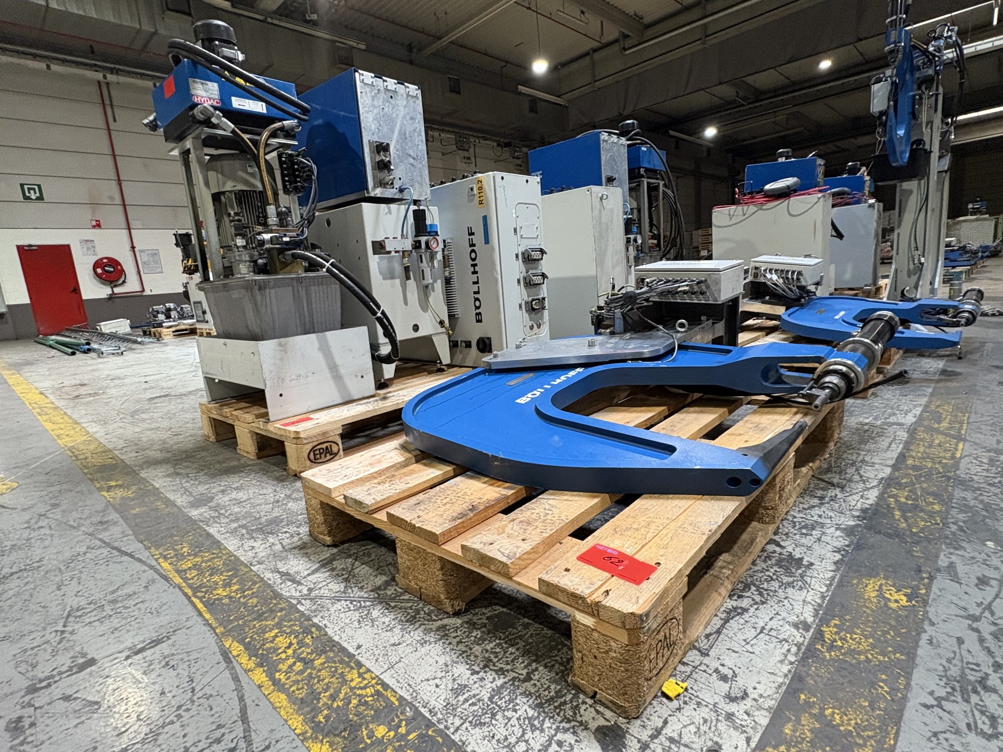 Equipamentos para o fabrico de automóveis-2