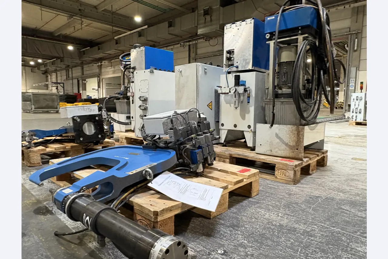 Equipamentos para o fabrico de automóveis-1