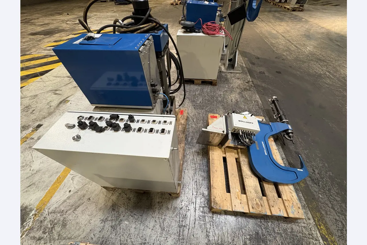 Equipamentos para o fabrico de automóveis-6