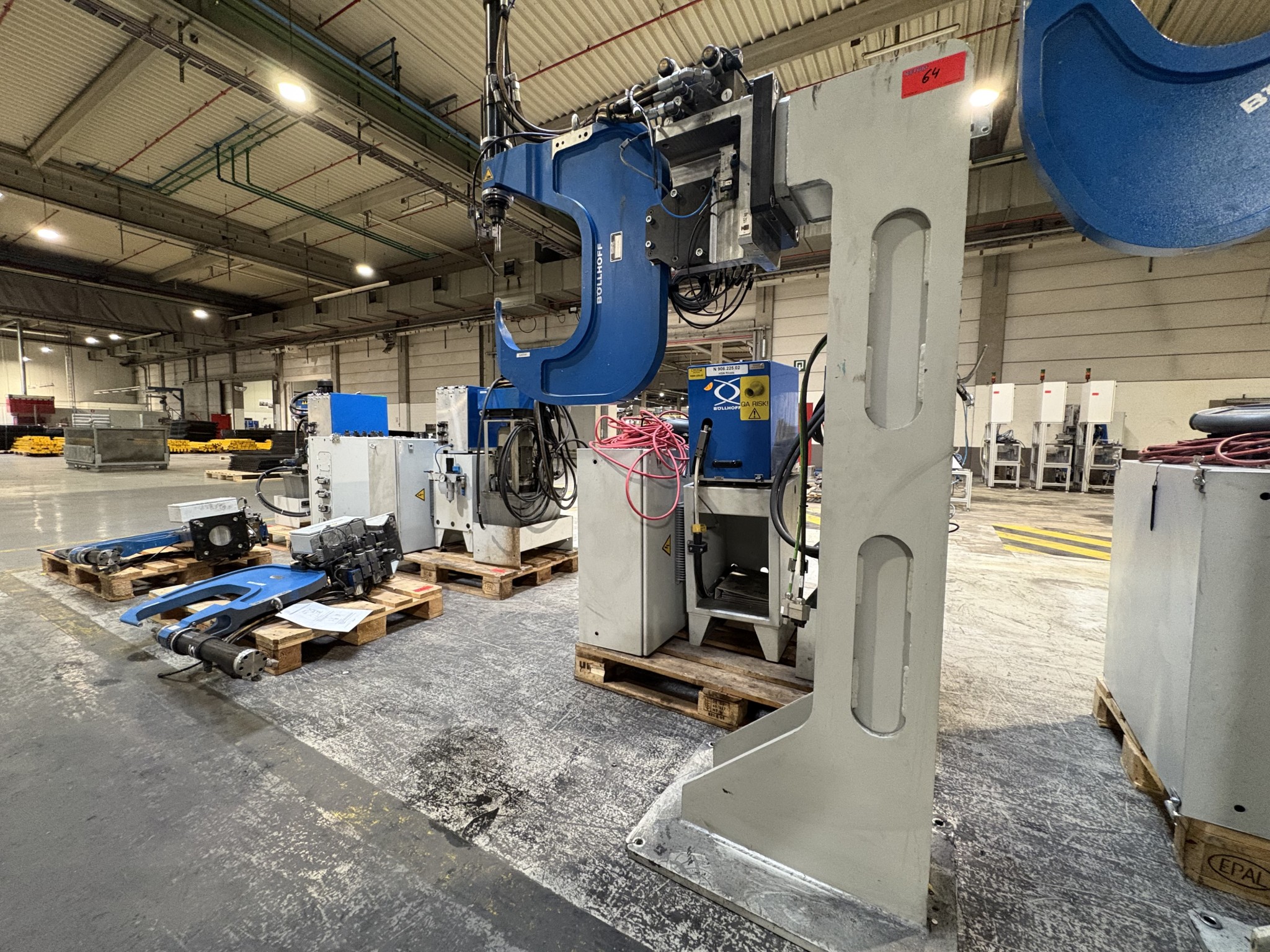 Sprzęt do produkcji samochodów-1