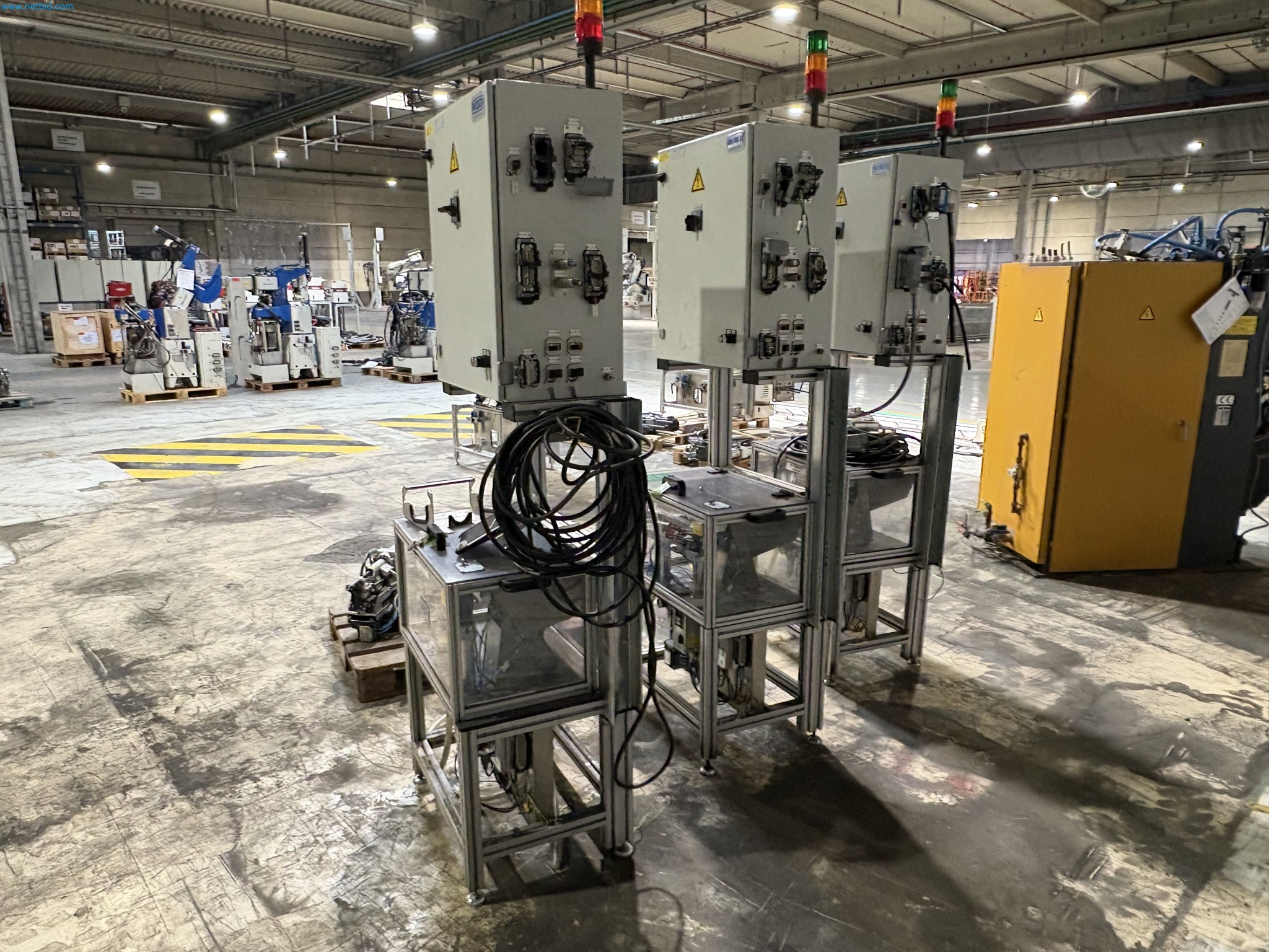 Sprzęt do produkcji samochodów-2