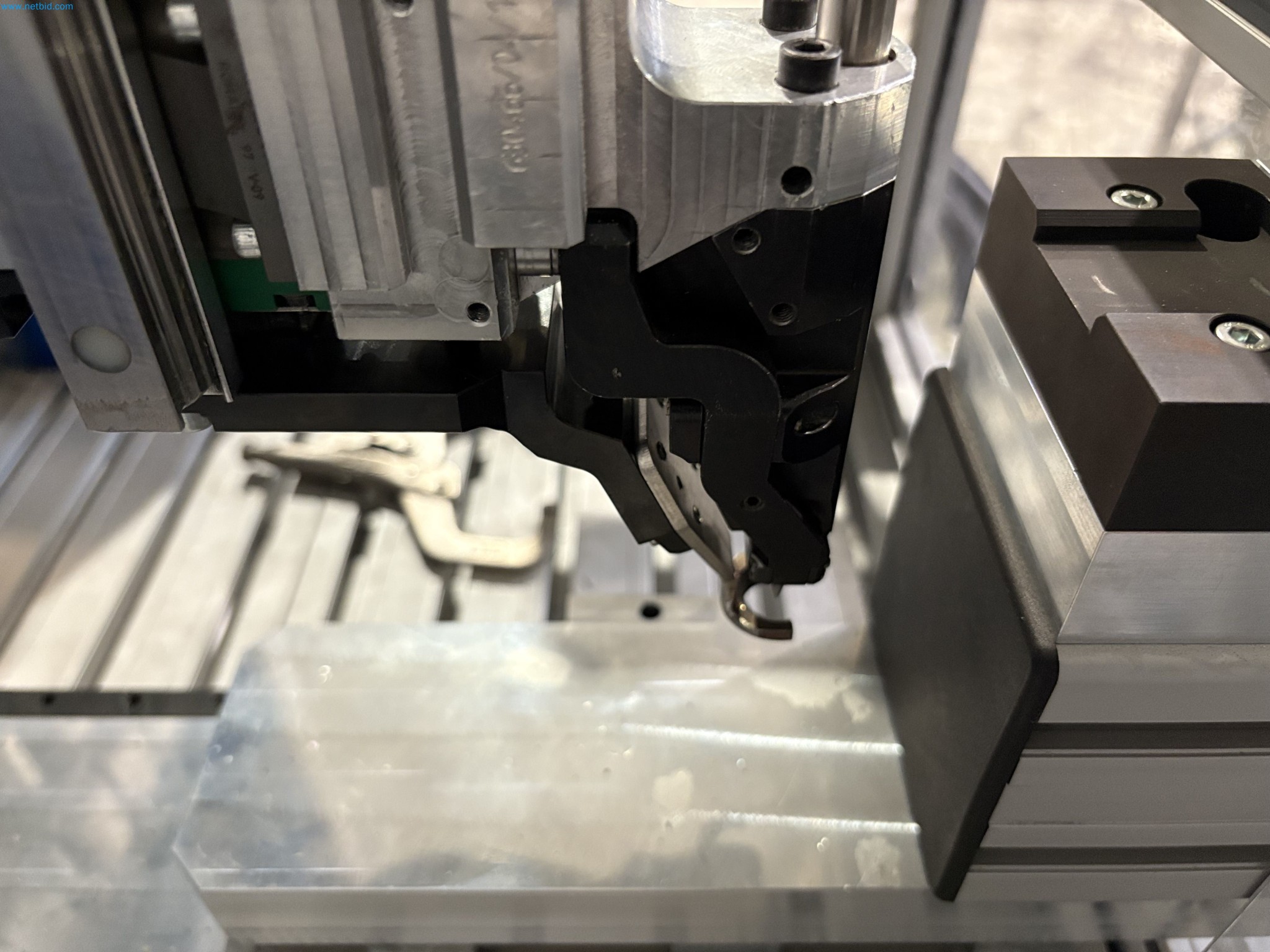 Equipamentos para o fabrico de automóveis-10