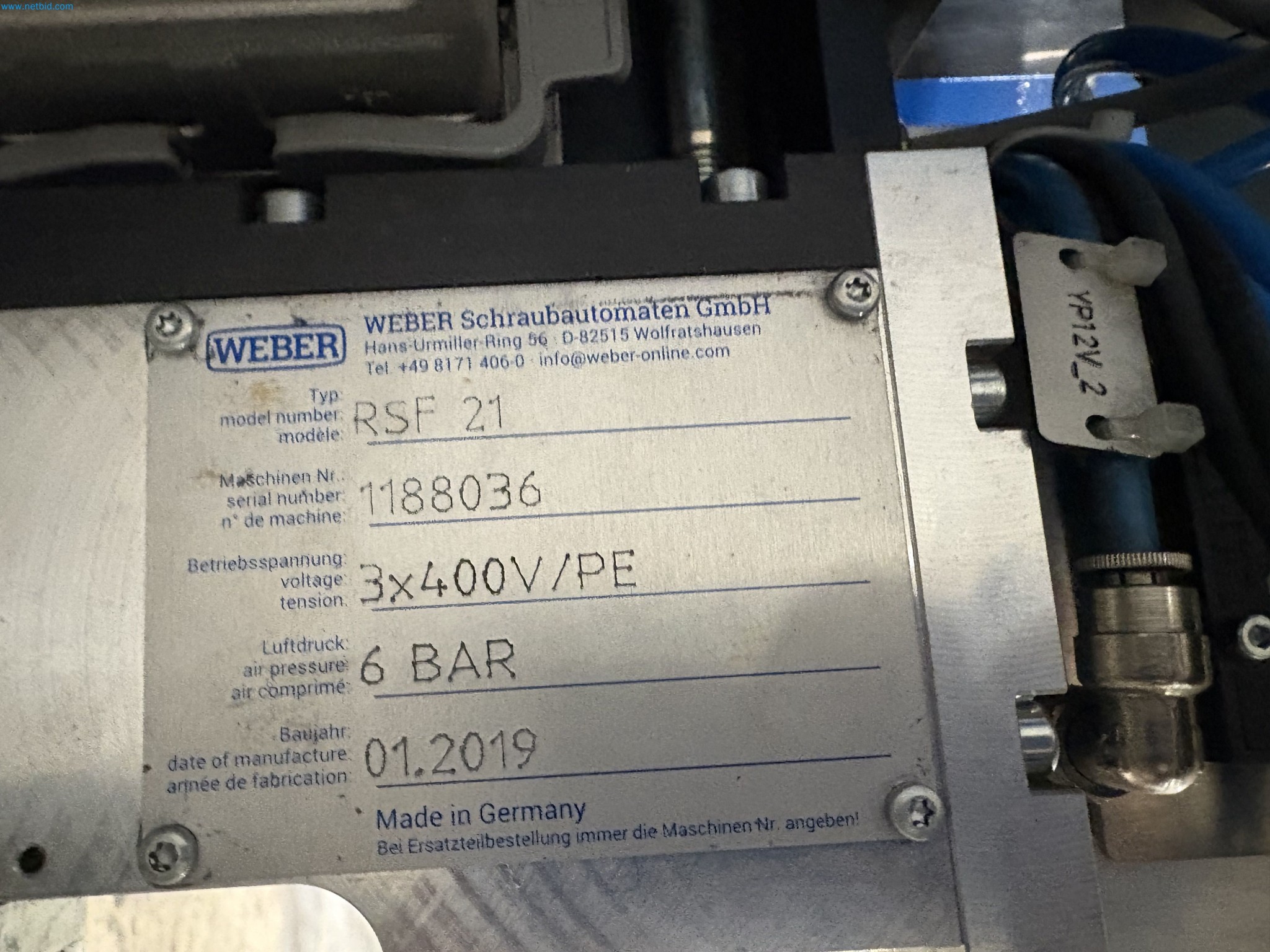 Equipamentos para o fabrico de automóveis-11