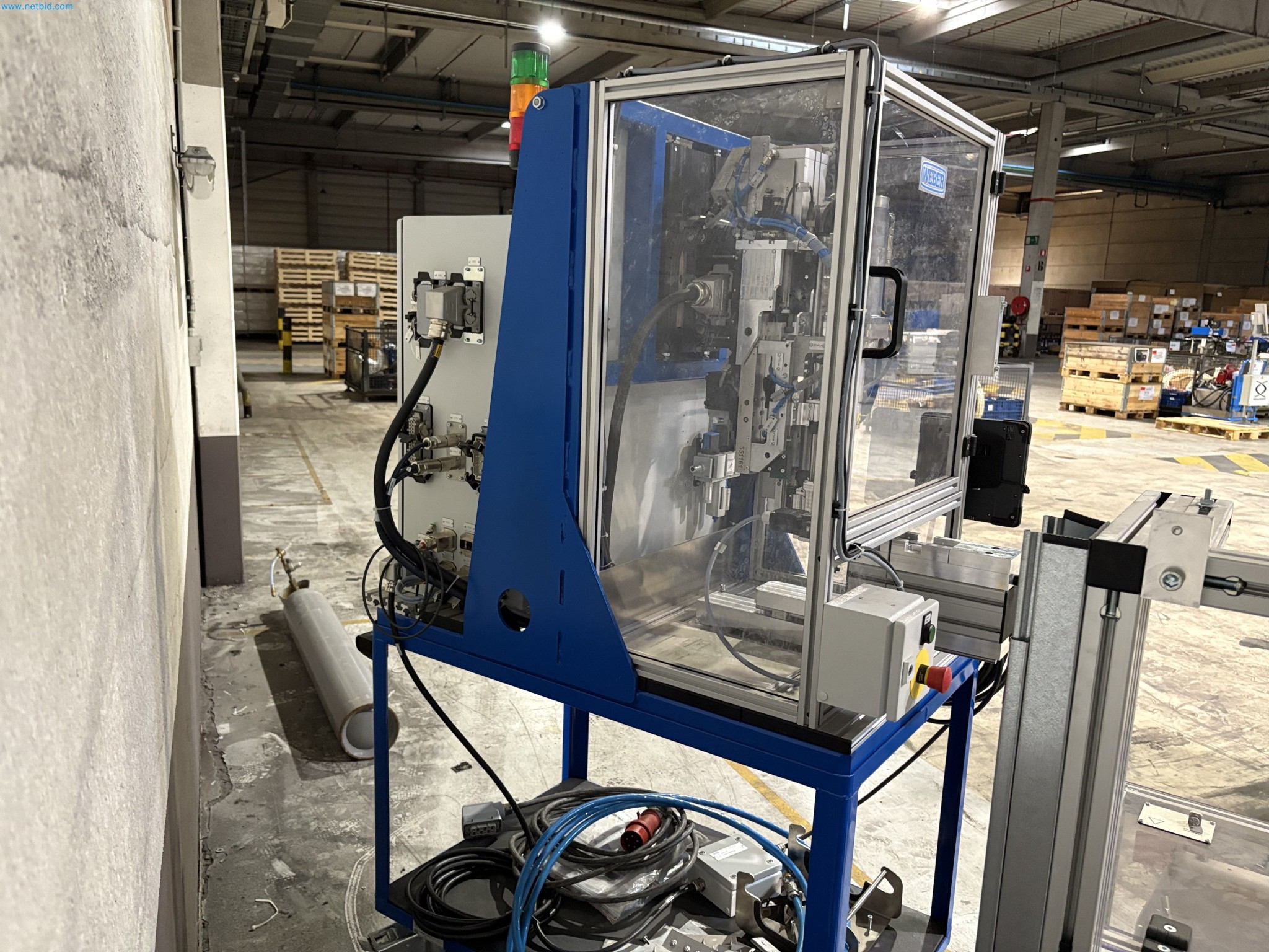 Equipamentos para o fabrico de automóveis-12