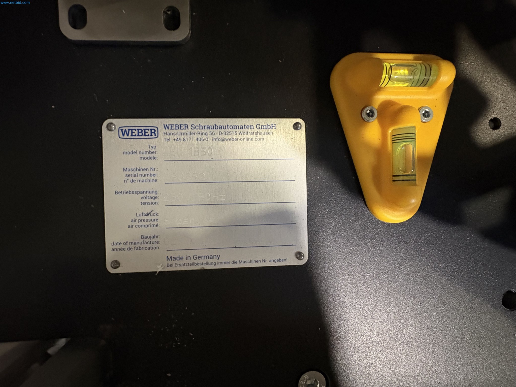 Equipamentos para o fabrico de automóveis-5