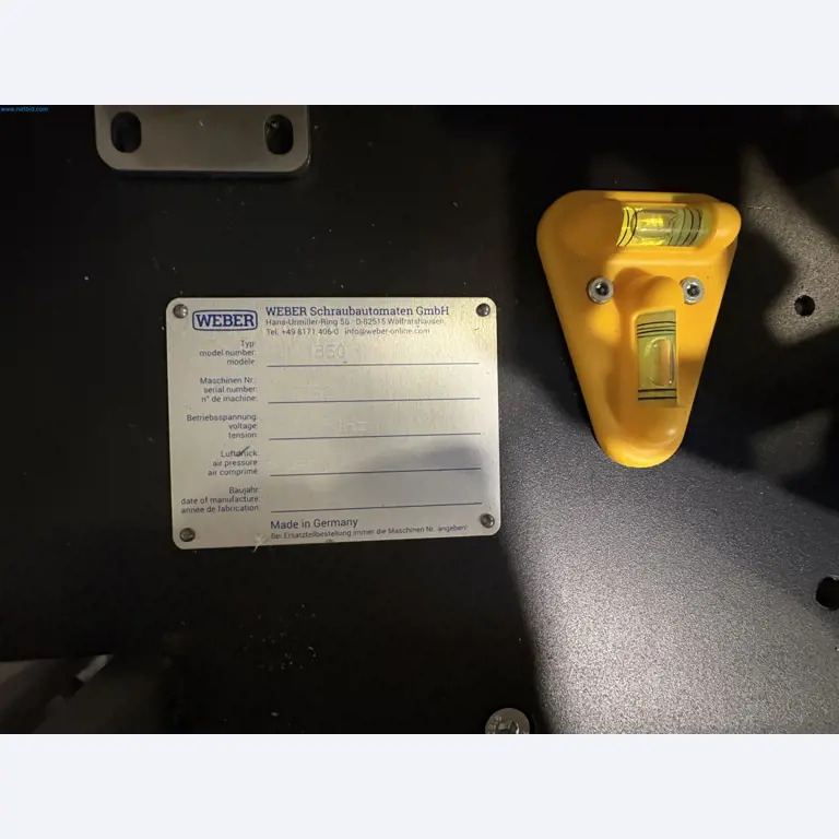 Equipamentos para o fabrico de automóveis-5