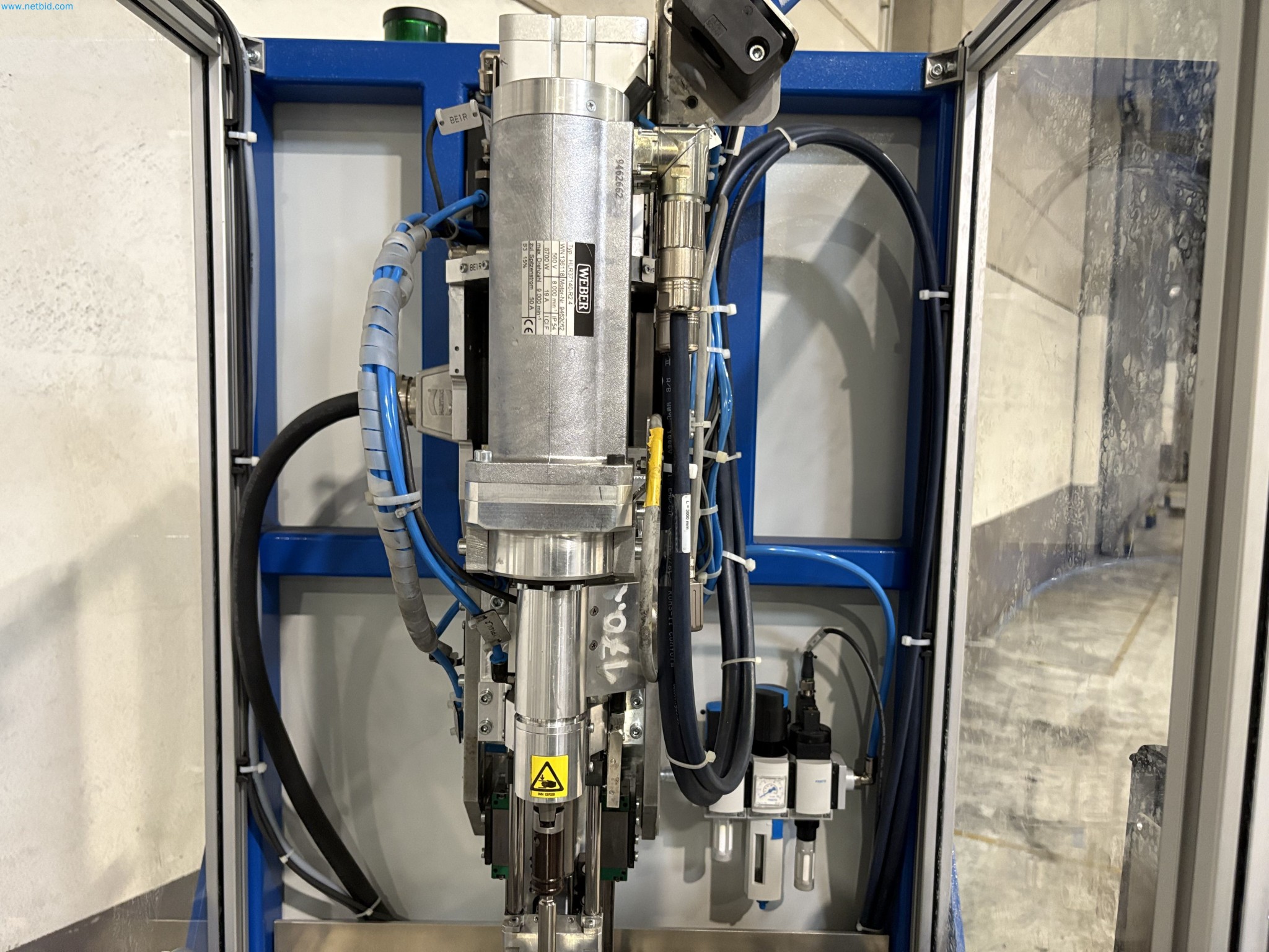 Equipamentos para o fabrico de automóveis-9