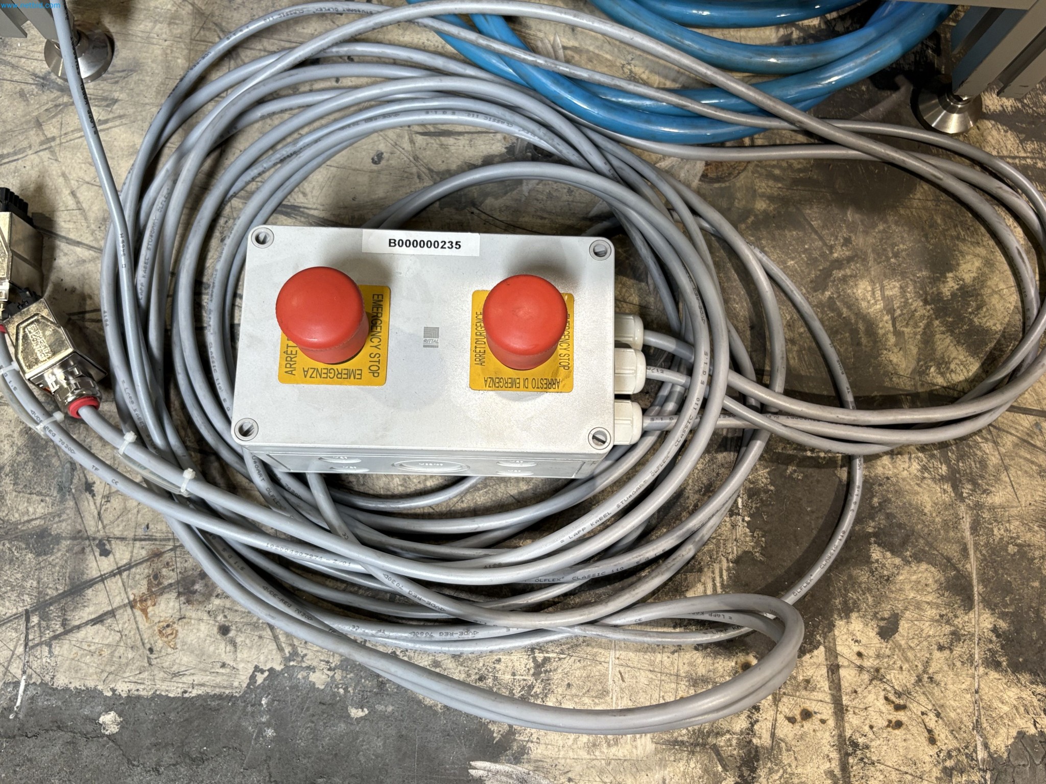 Equipamentos para o fabrico de automóveis-7