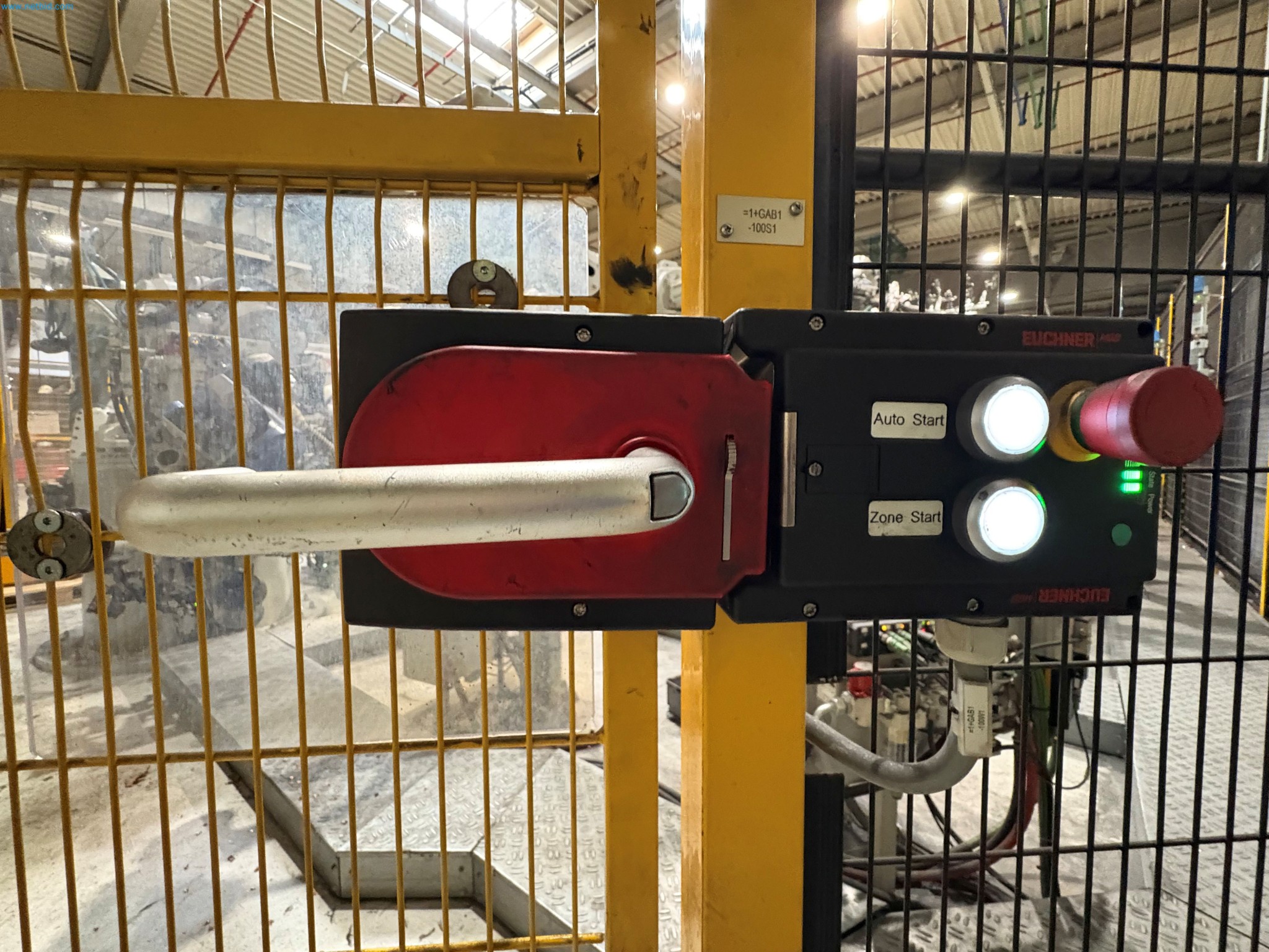 Sprzęt do produkcji samochodów-2