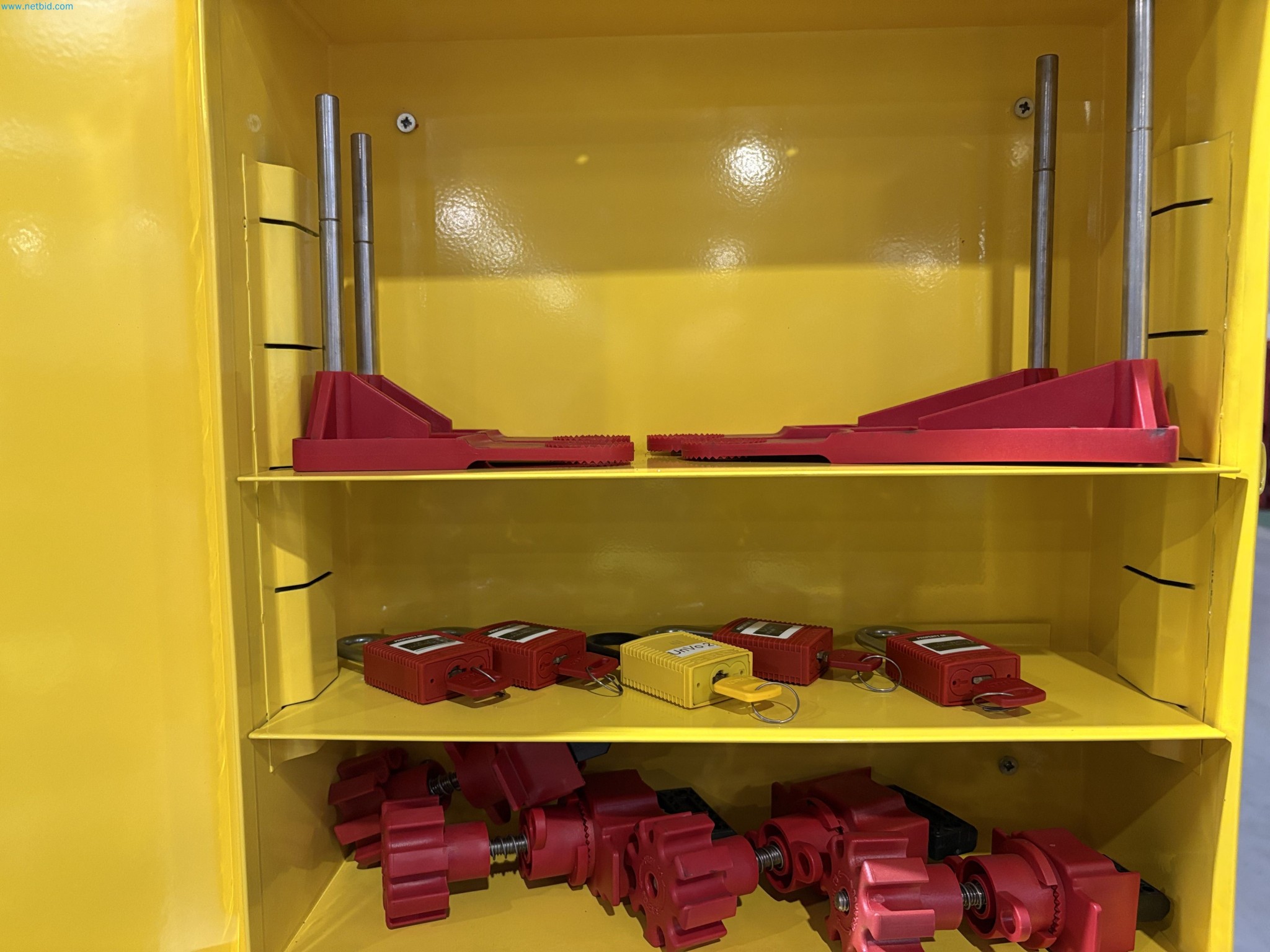 Sprzęt do produkcji samochodów-4