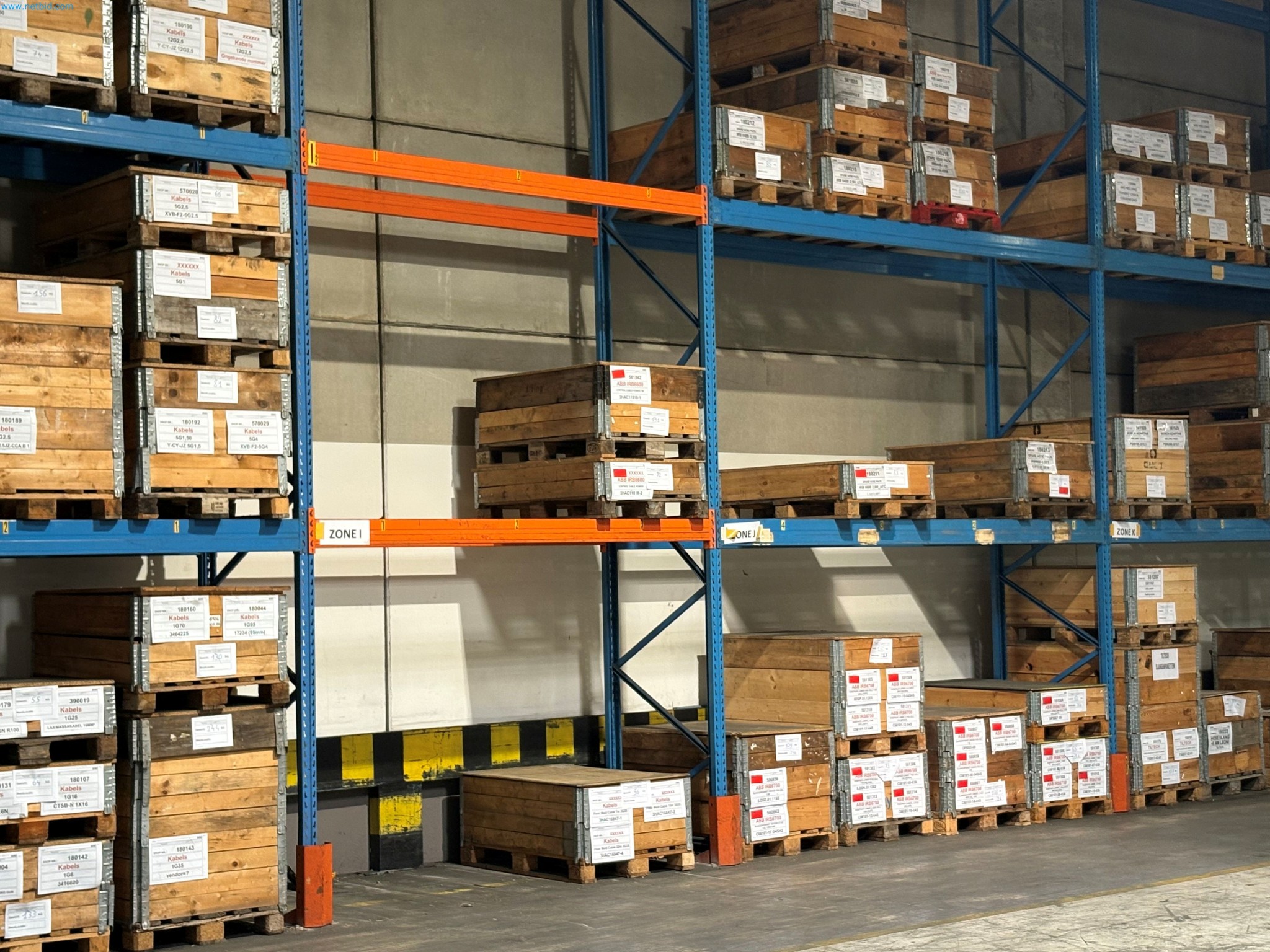 Sprzęt do produkcji samochodów-1