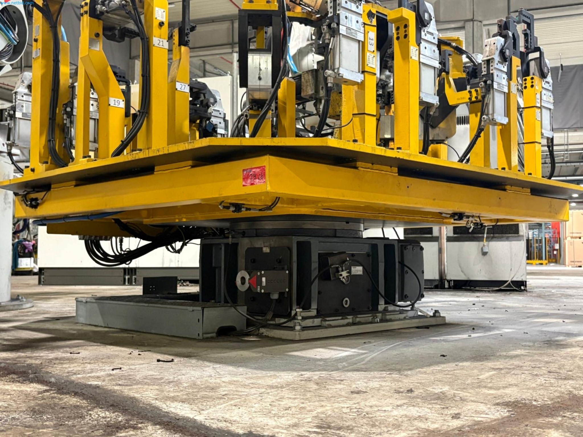 Sprzęt do produkcji samochodów-12