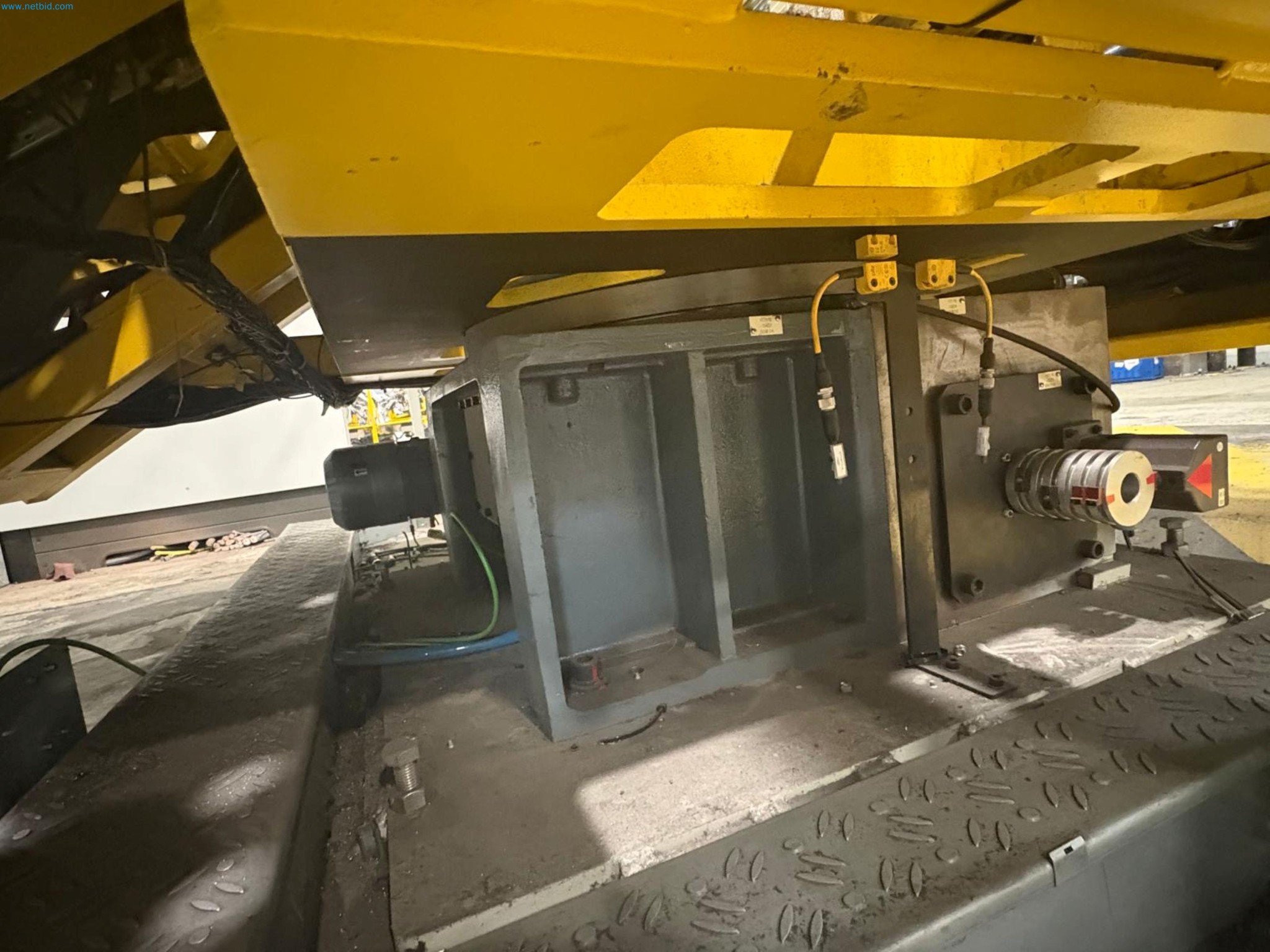 Sprzęt do produkcji samochodów-5