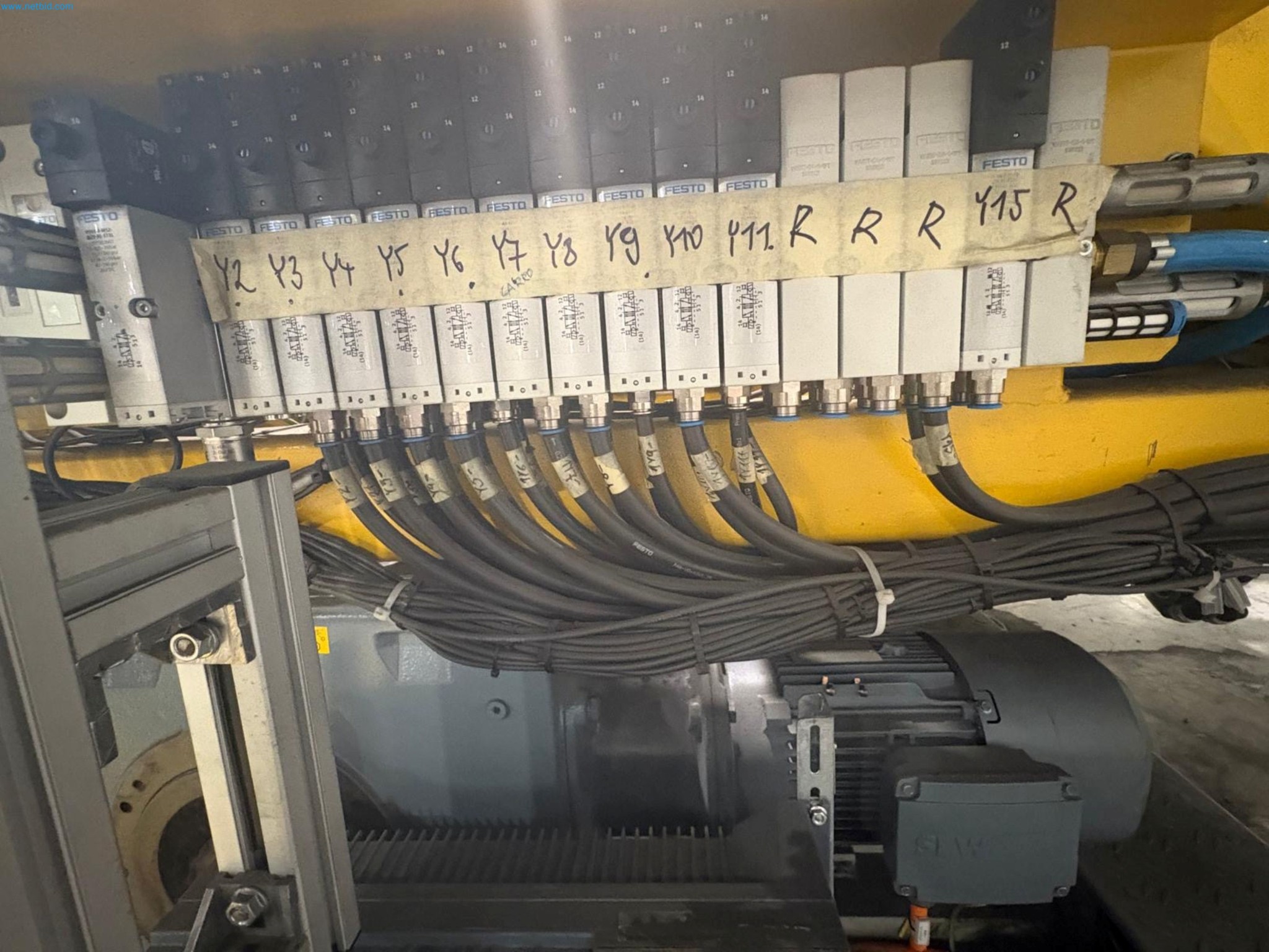 Sprzęt do produkcji samochodów-7