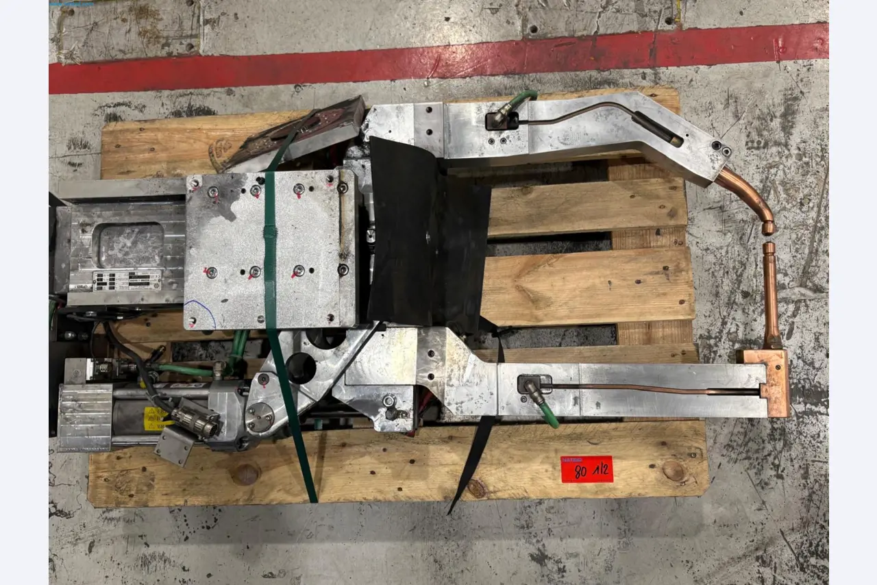 Sprzęt do produkcji samochodów (2. aukcja)-3