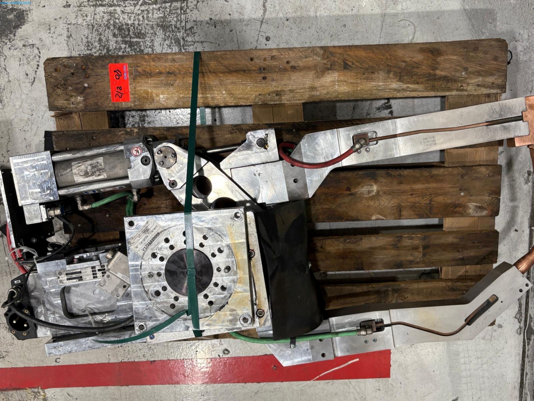 Sprzęt do produkcji samochodów (2. aukcja)-6