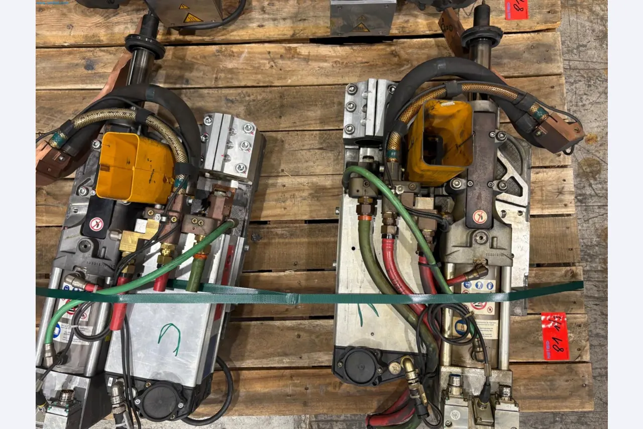 Sprzęt do produkcji samochodów (2. aukcja)-3