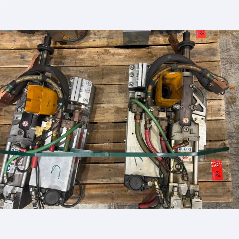 Sprzęt do produkcji samochodów (2. aukcja)-3