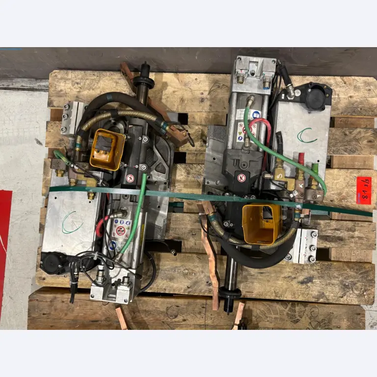 Sprzęt do produkcji samochodów (2. aukcja)-4