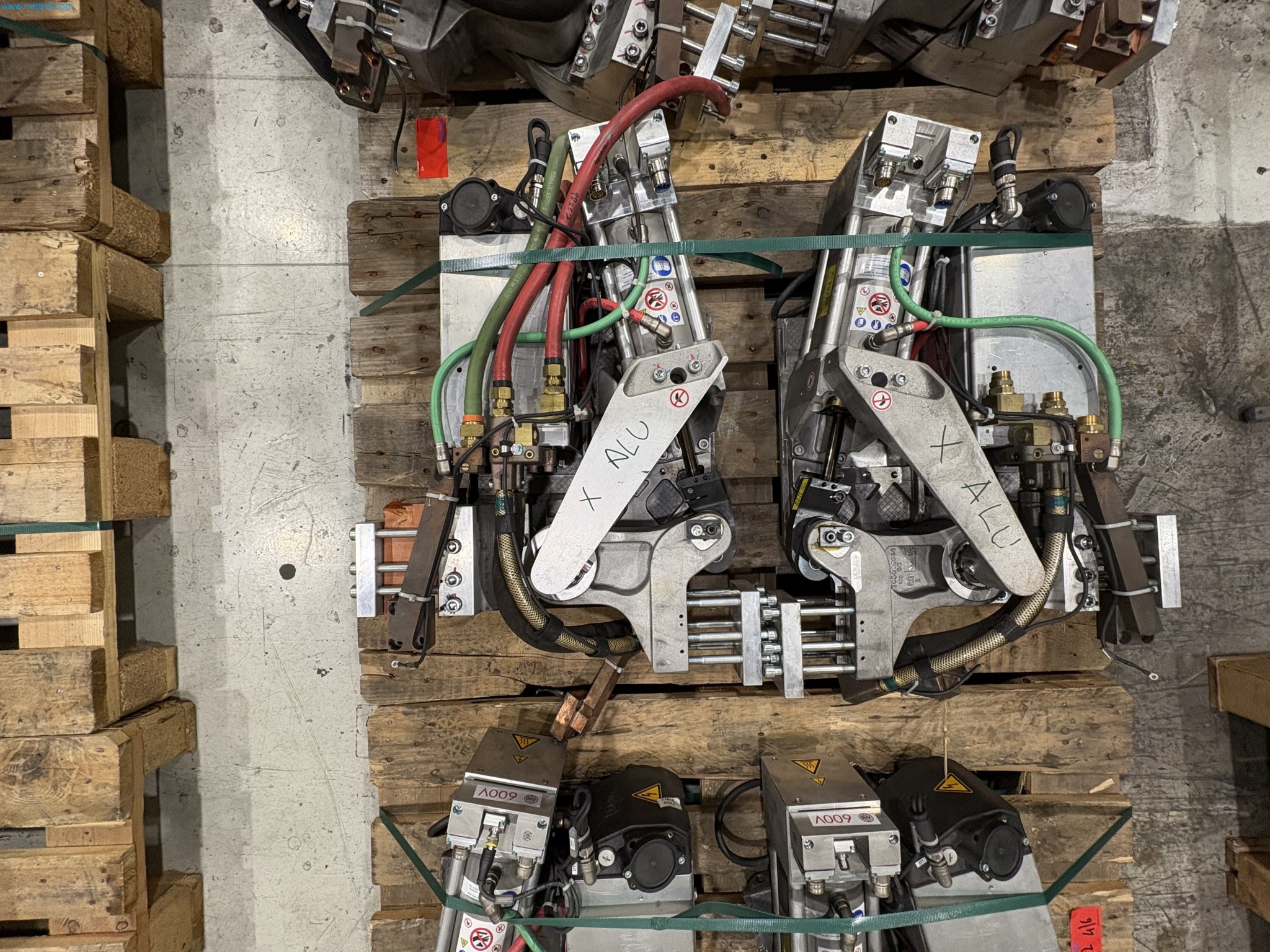 Sprzęt do produkcji samochodów (2. aukcja)-3