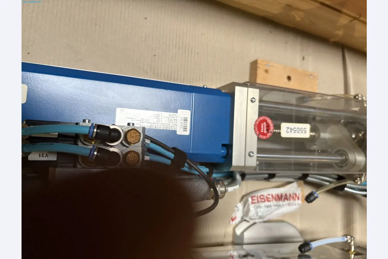 Sprzęt do produkcji samochodów-27