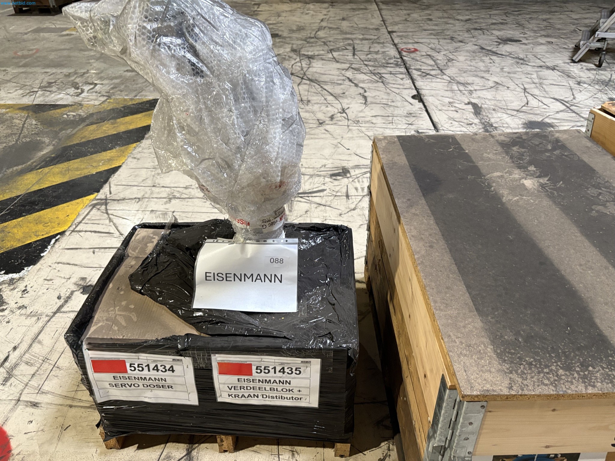 Sprzęt do produkcji samochodów-31