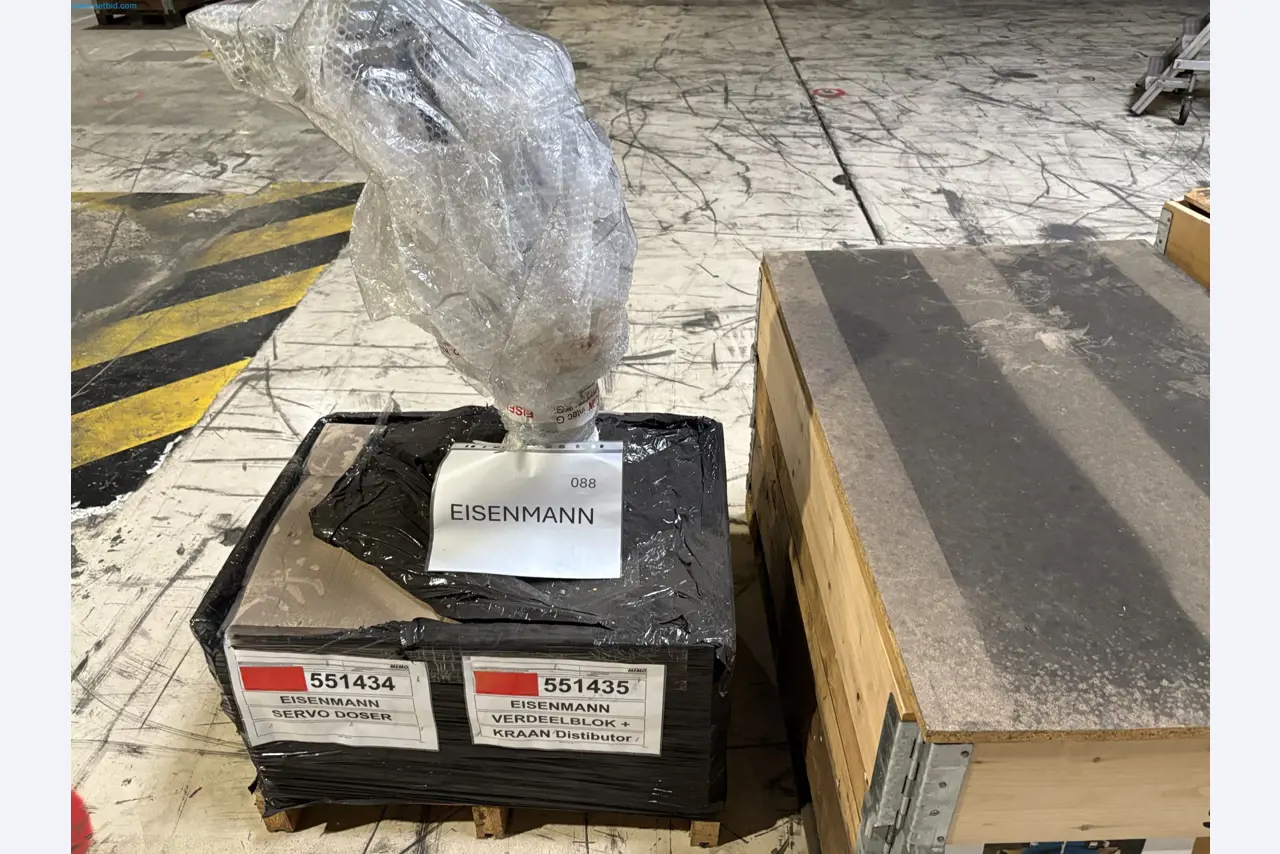 Sprzęt do produkcji samochodów-31