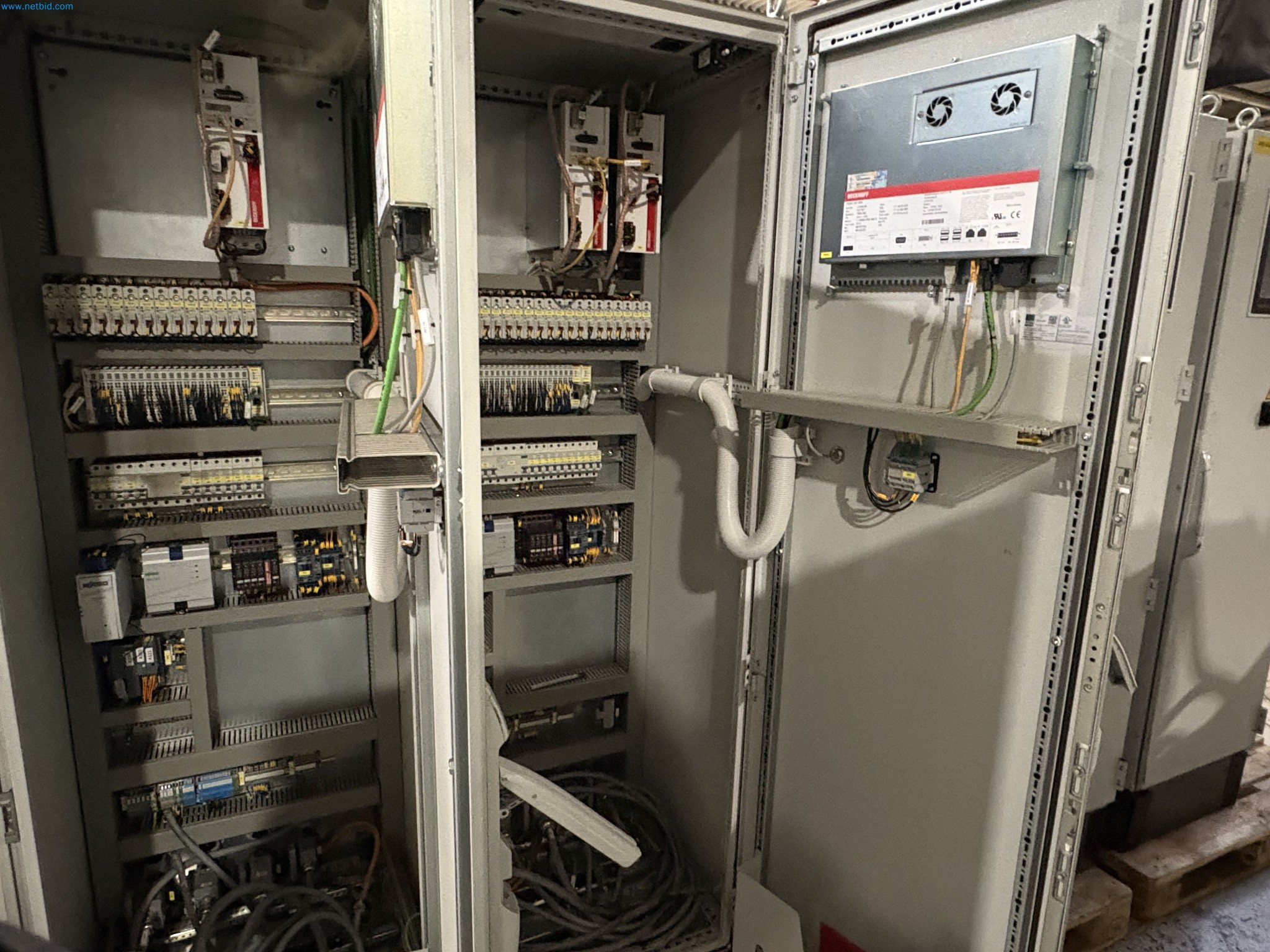 Sprzęt do produkcji samochodów-34