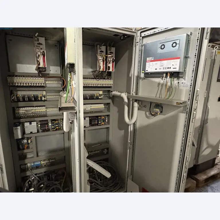 Sprzęt do produkcji samochodów-34