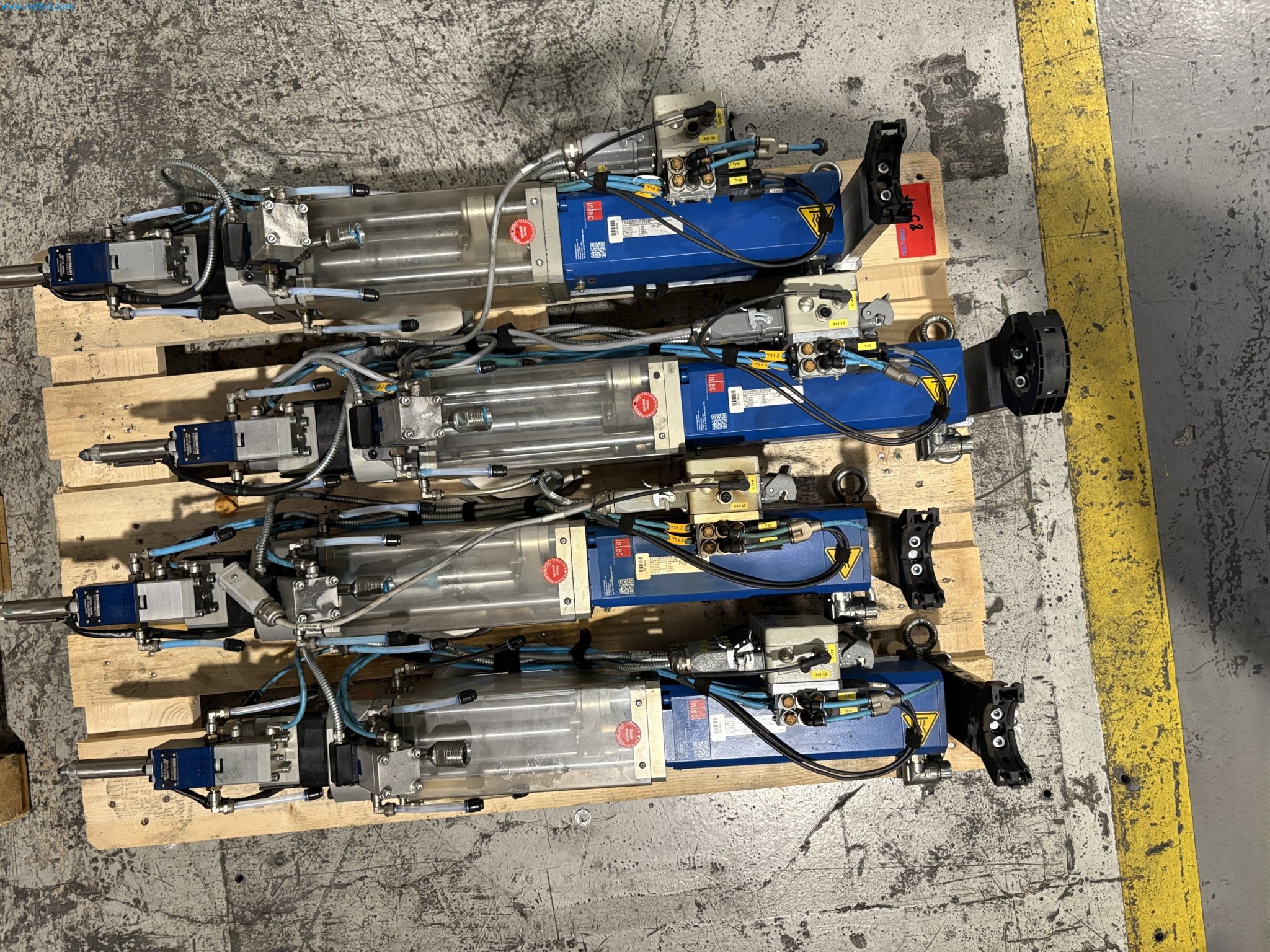 Sprzęt do produkcji samochodów-37