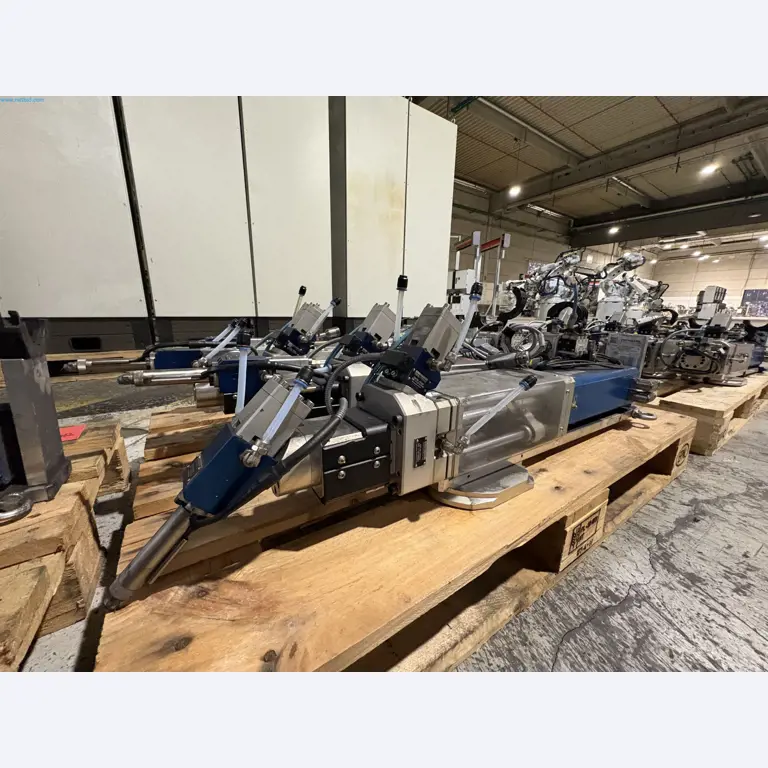 Sprzęt do produkcji samochodów-39