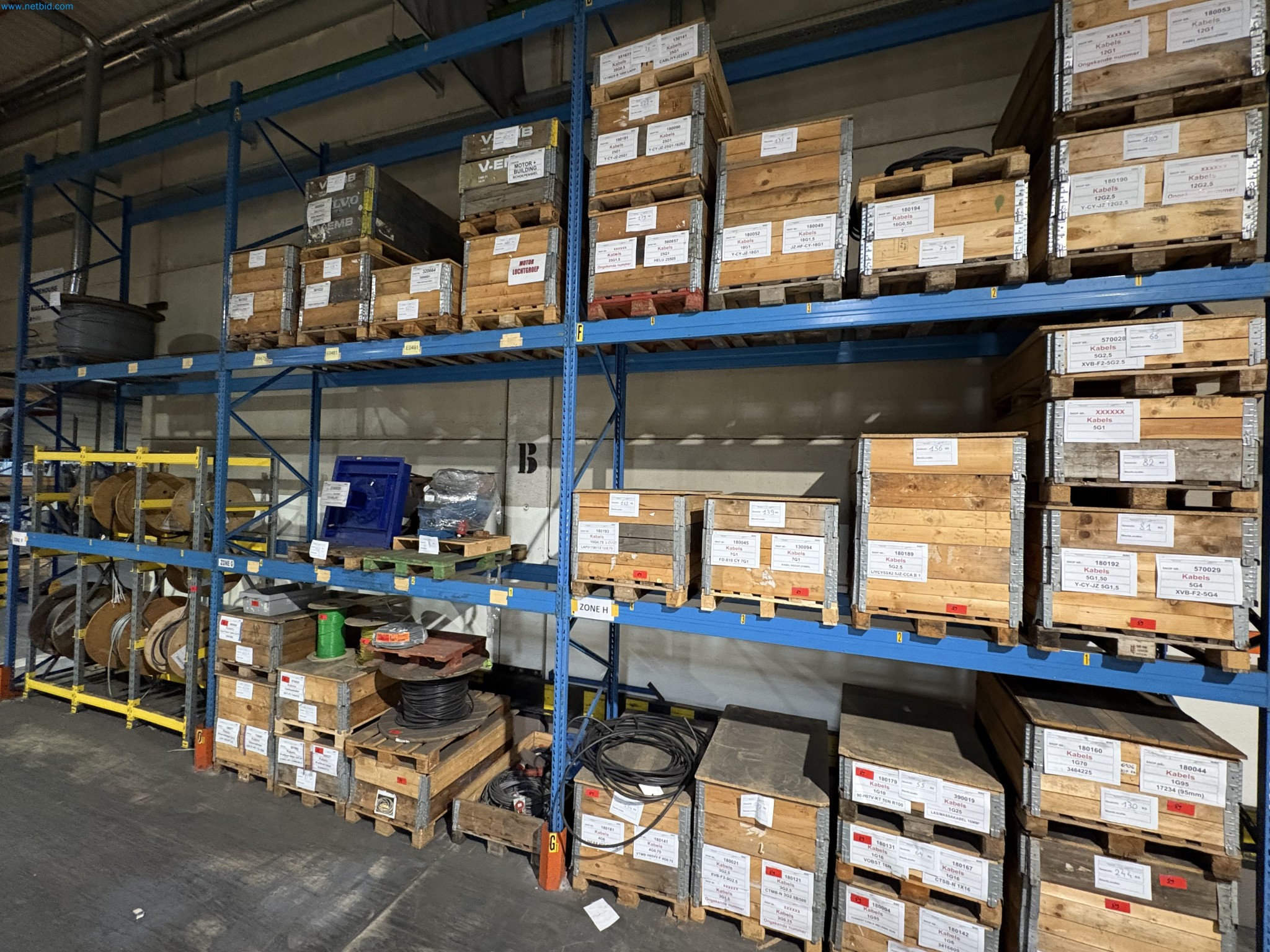 Sprzęt do produkcji samochodów-1