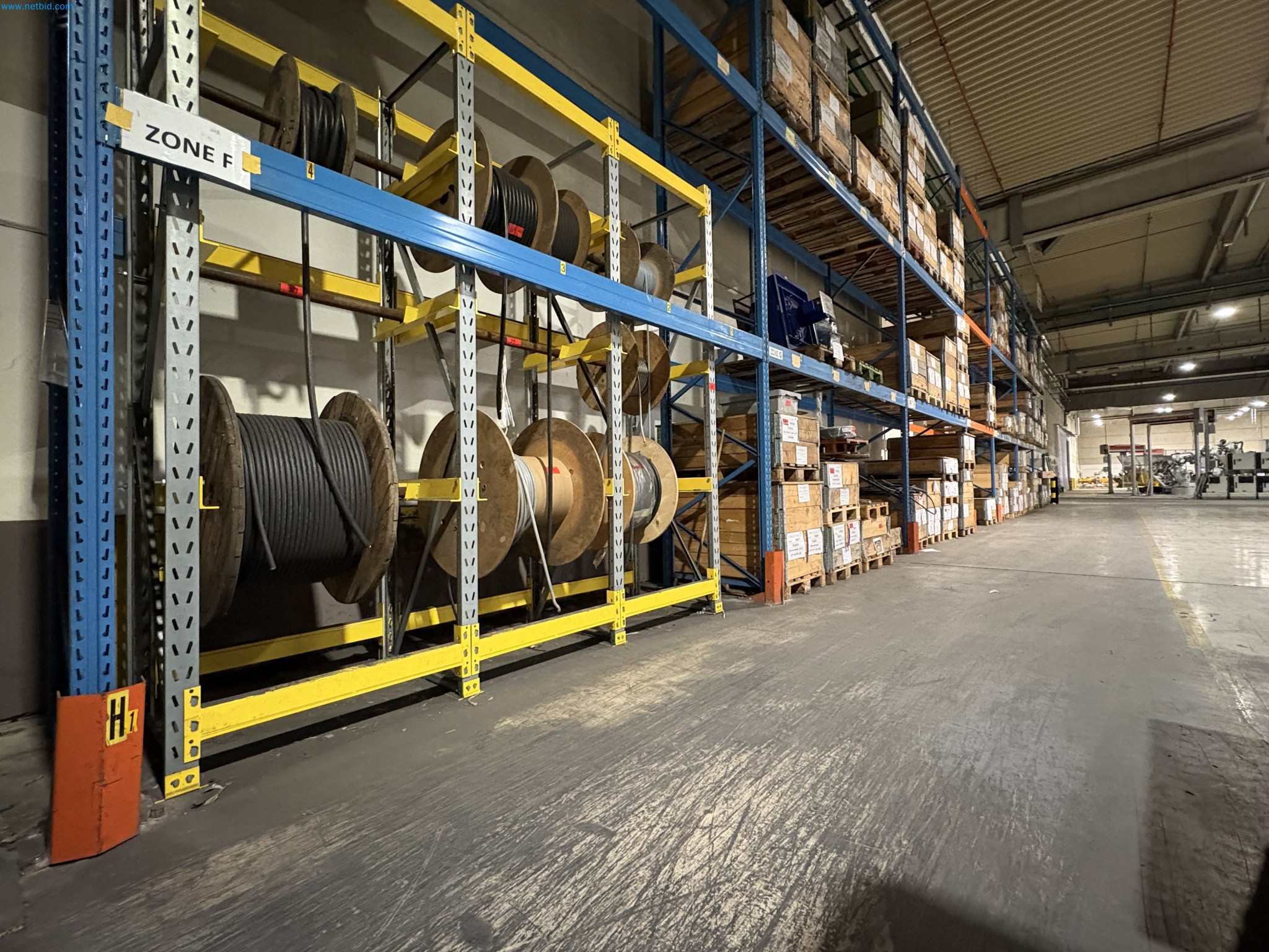 Sprzęt do produkcji samochodów-2